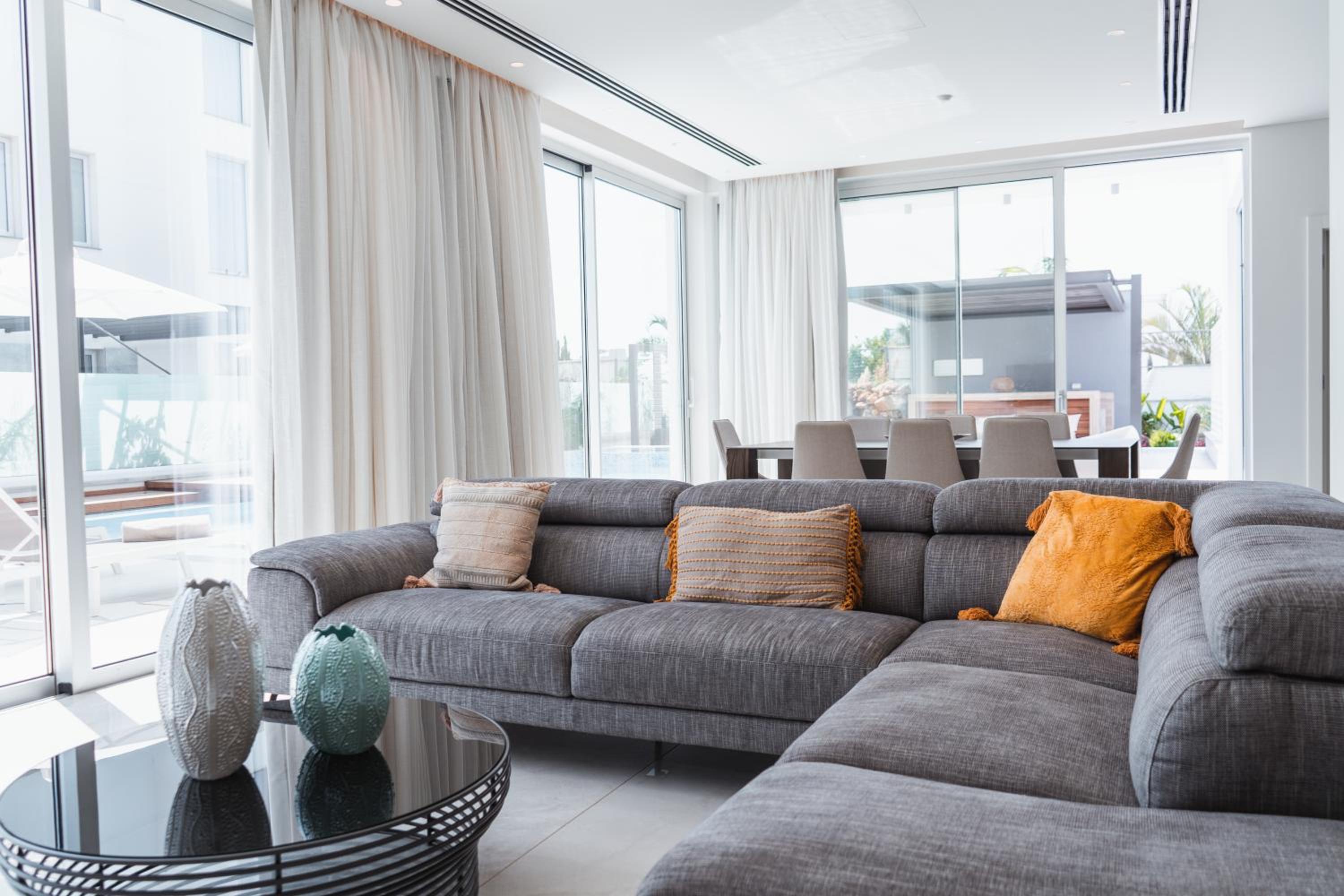 Beachfront Luxury Villa Glory