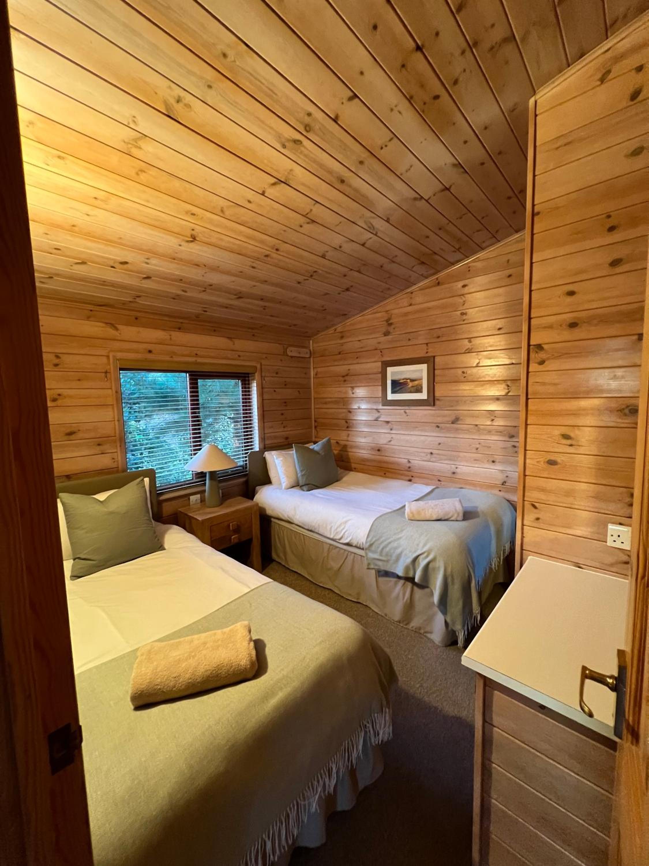 Mallard Lodge - Arscott Lodges view 3