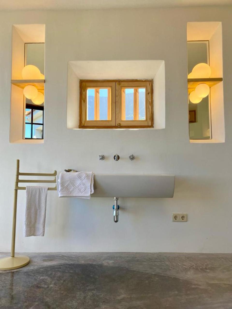 La Rayuela Suites