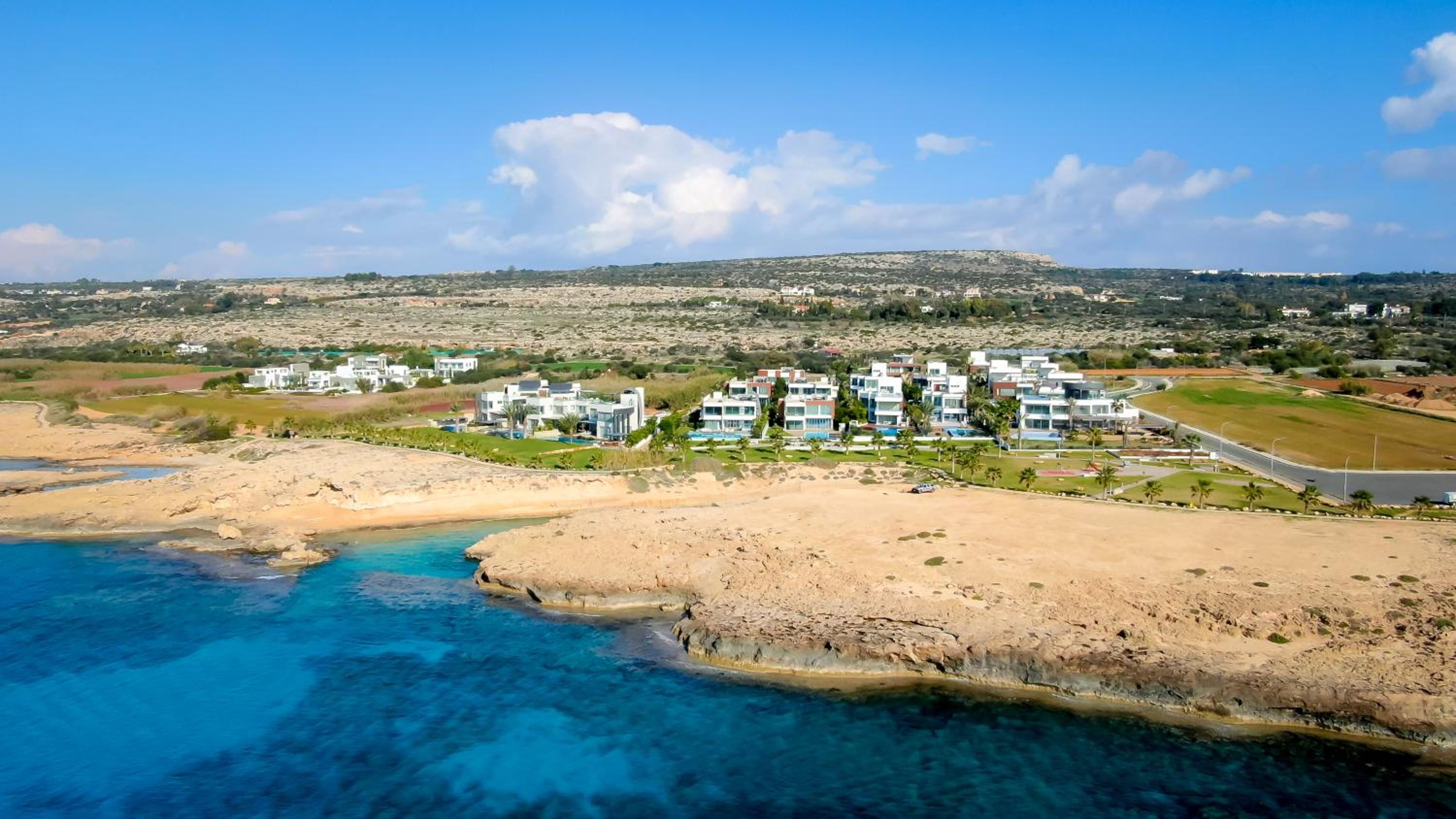 Beachfront Luxury Villa Glory