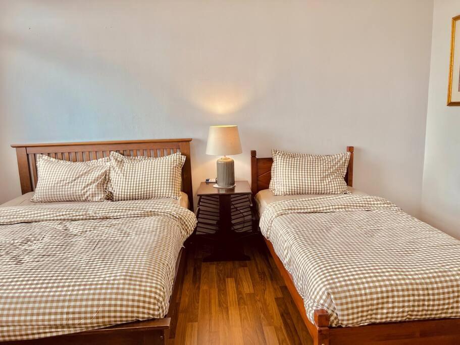 Penthouse Aloha Tower Near Danga Bay@ 8-10Pax