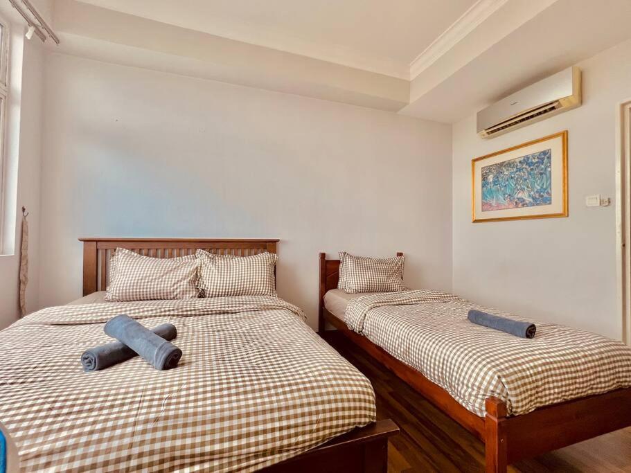 Penthouse Aloha Tower Near Danga Bay@ 8-10Pax