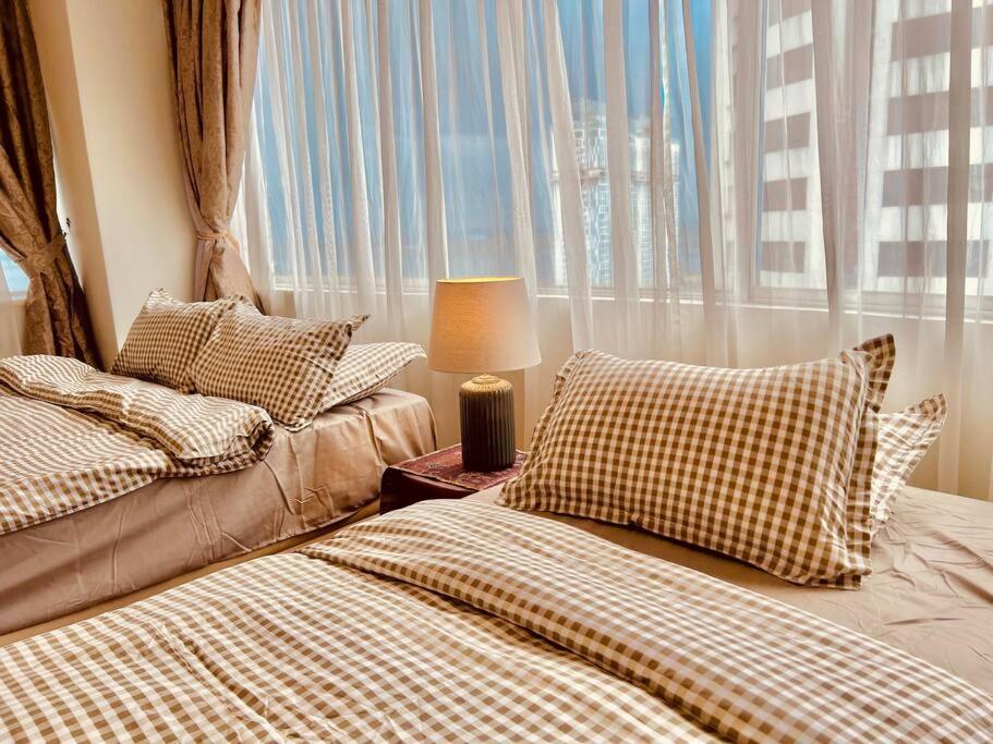 Penthouse Aloha Tower Near Danga Bay@ 8-10Pax