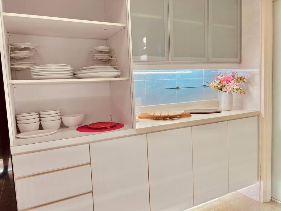 Penthouse Aloha Tower Near Danga Bay@ 8-10Pax