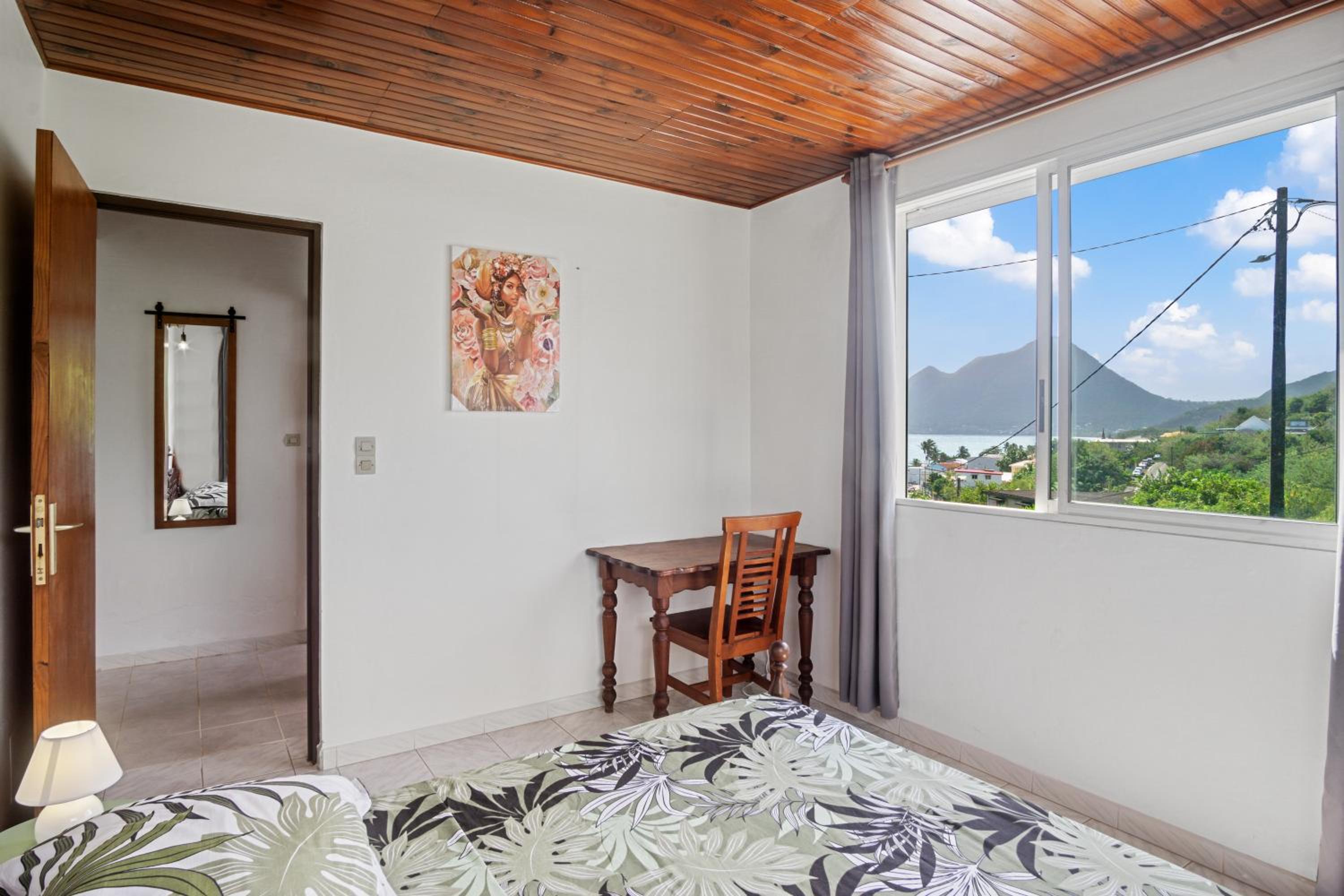 Penthouse With Panoramic Sea View view 5