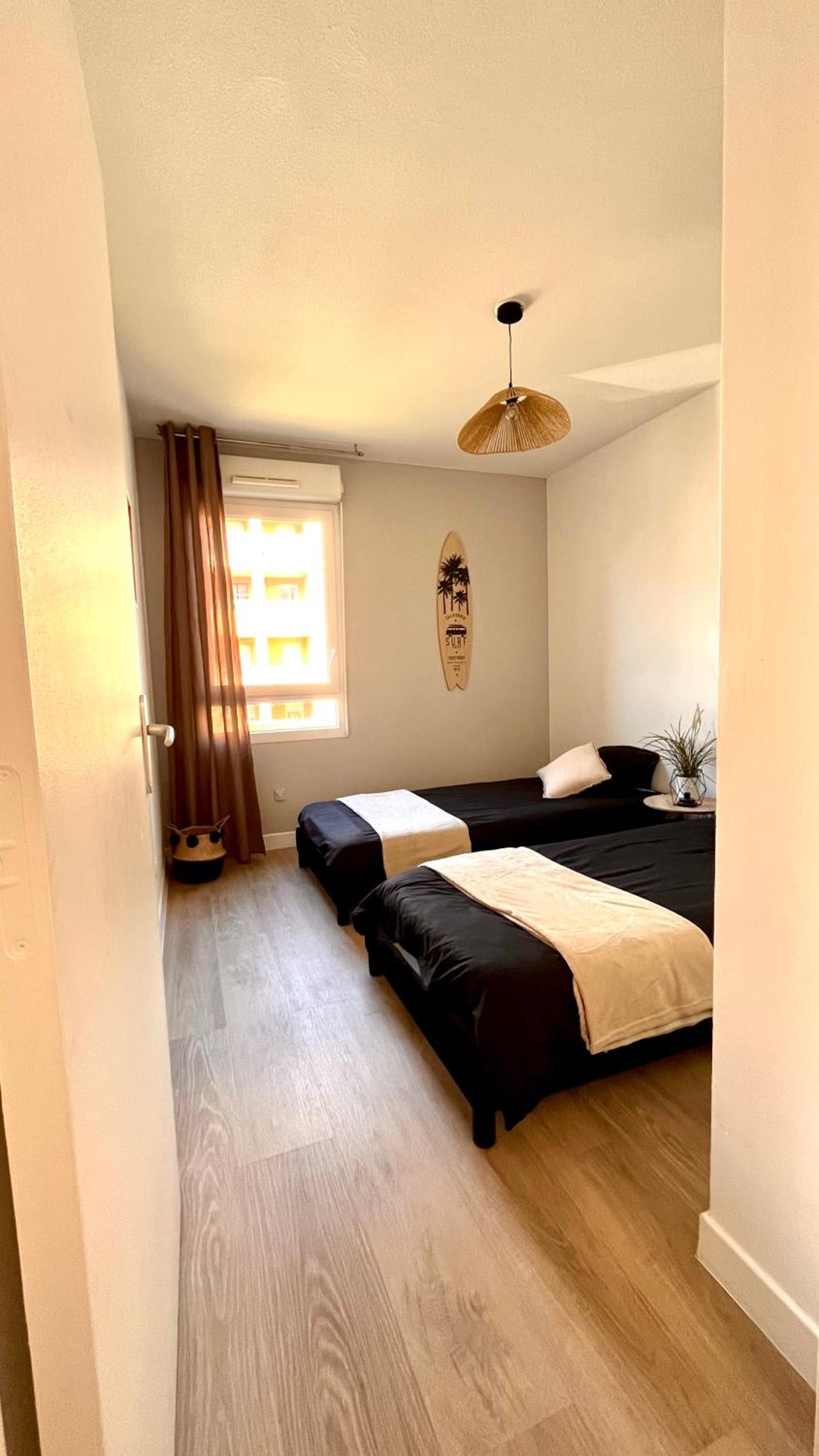 Appartement 2 chambres dans résidence avec piscine et parking