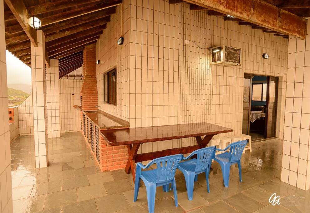 Cobertura duplex piscina churras e 2 vagas super arejado