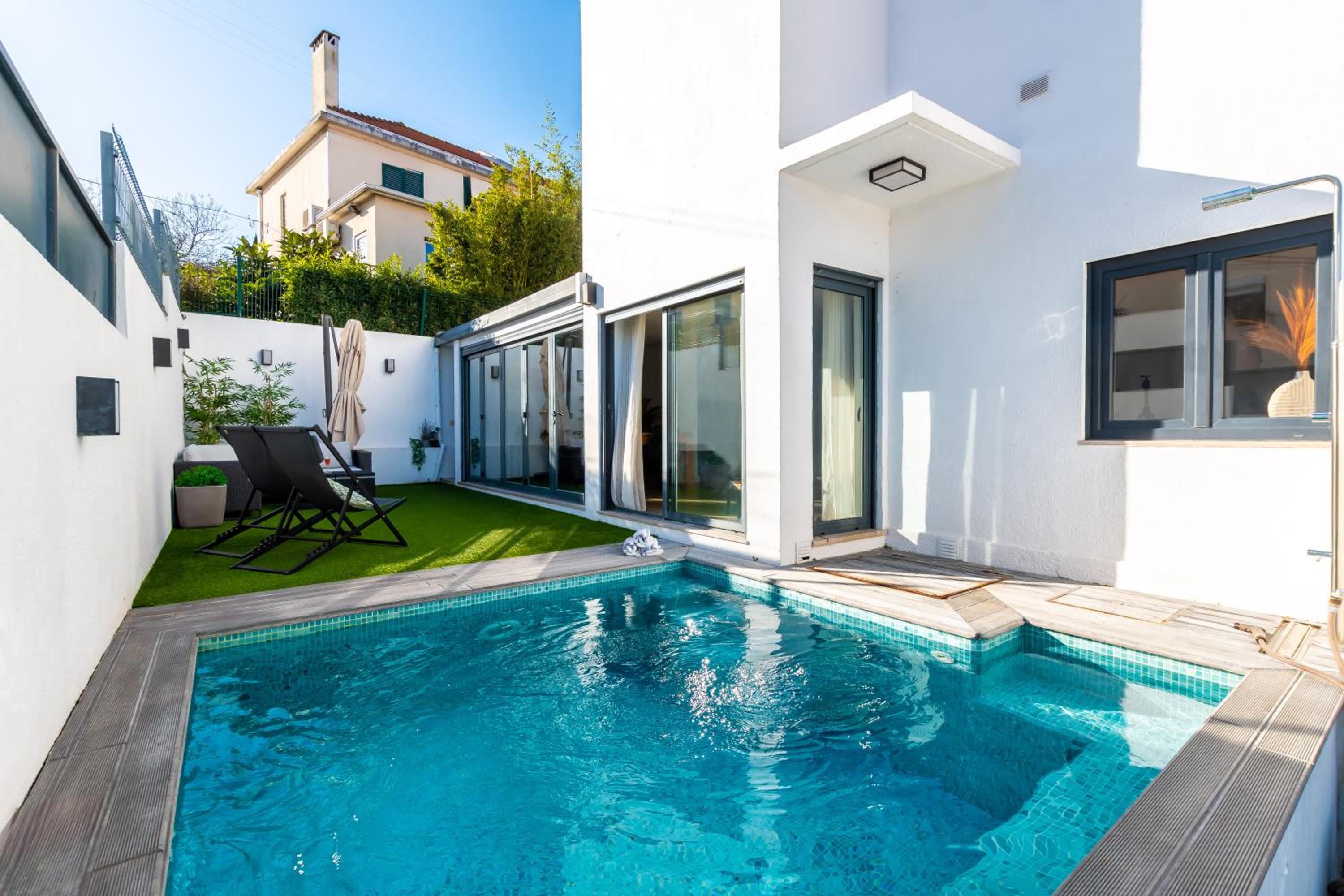 Heated Pool & Sauna Bliss - Luxury 4BR Villa view 2