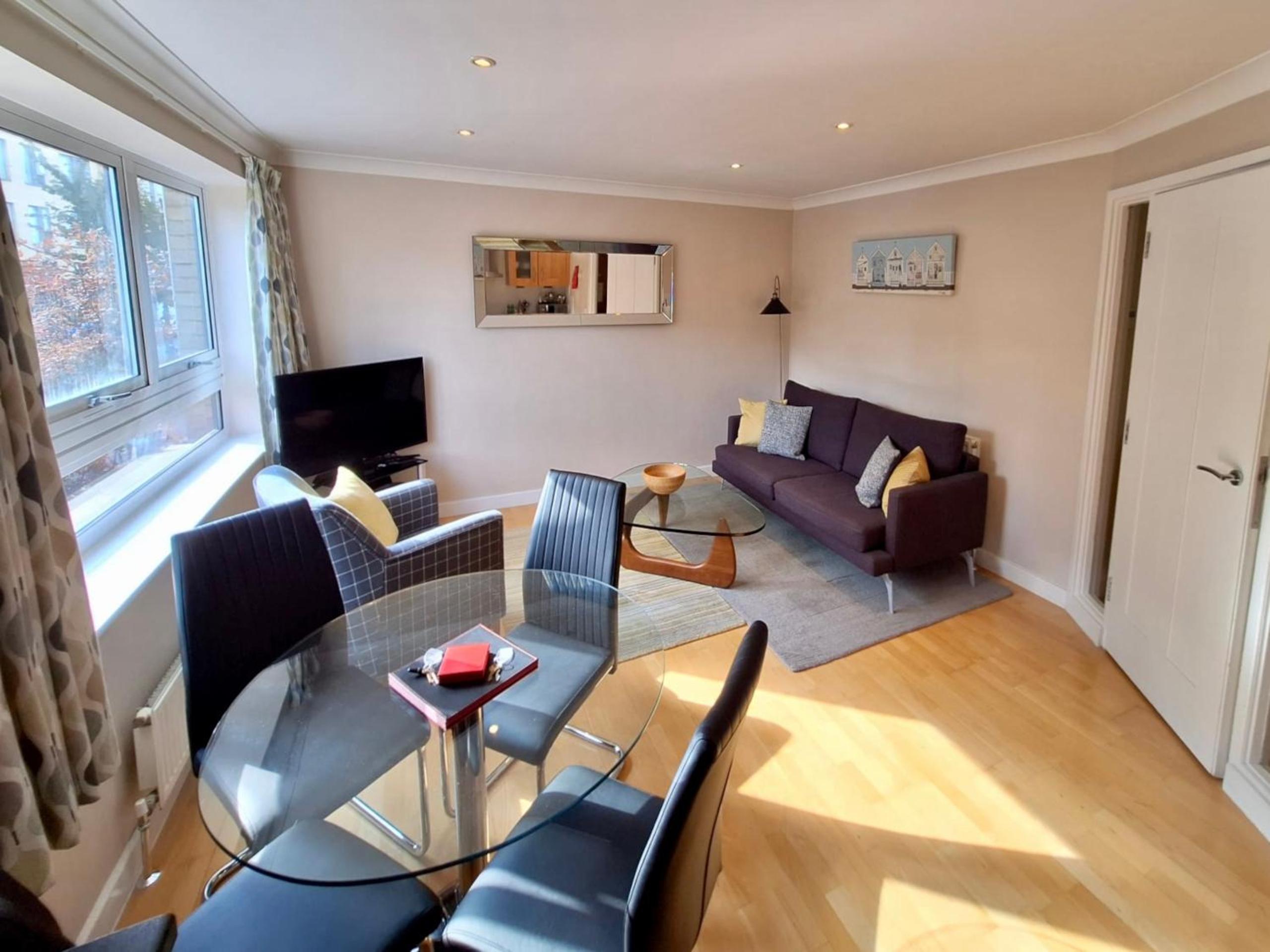 Your Space Apartments - Market Rise view 4