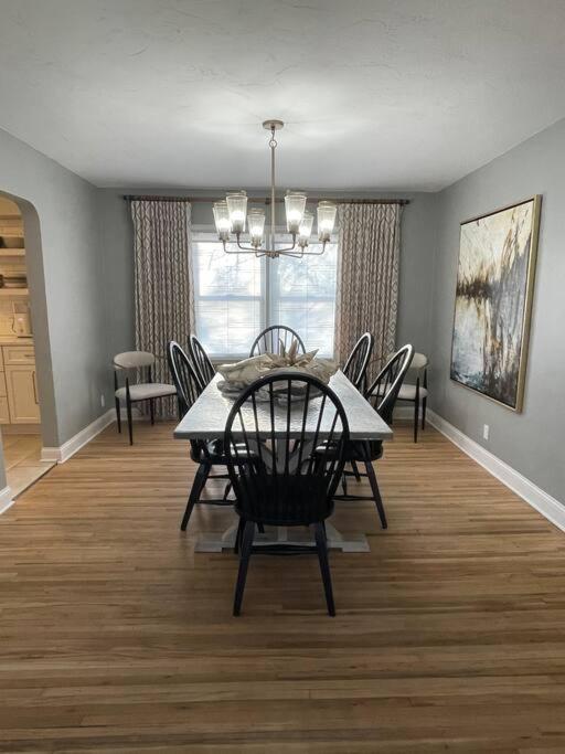 Hotel The Warm & Inviting Place - Image 1