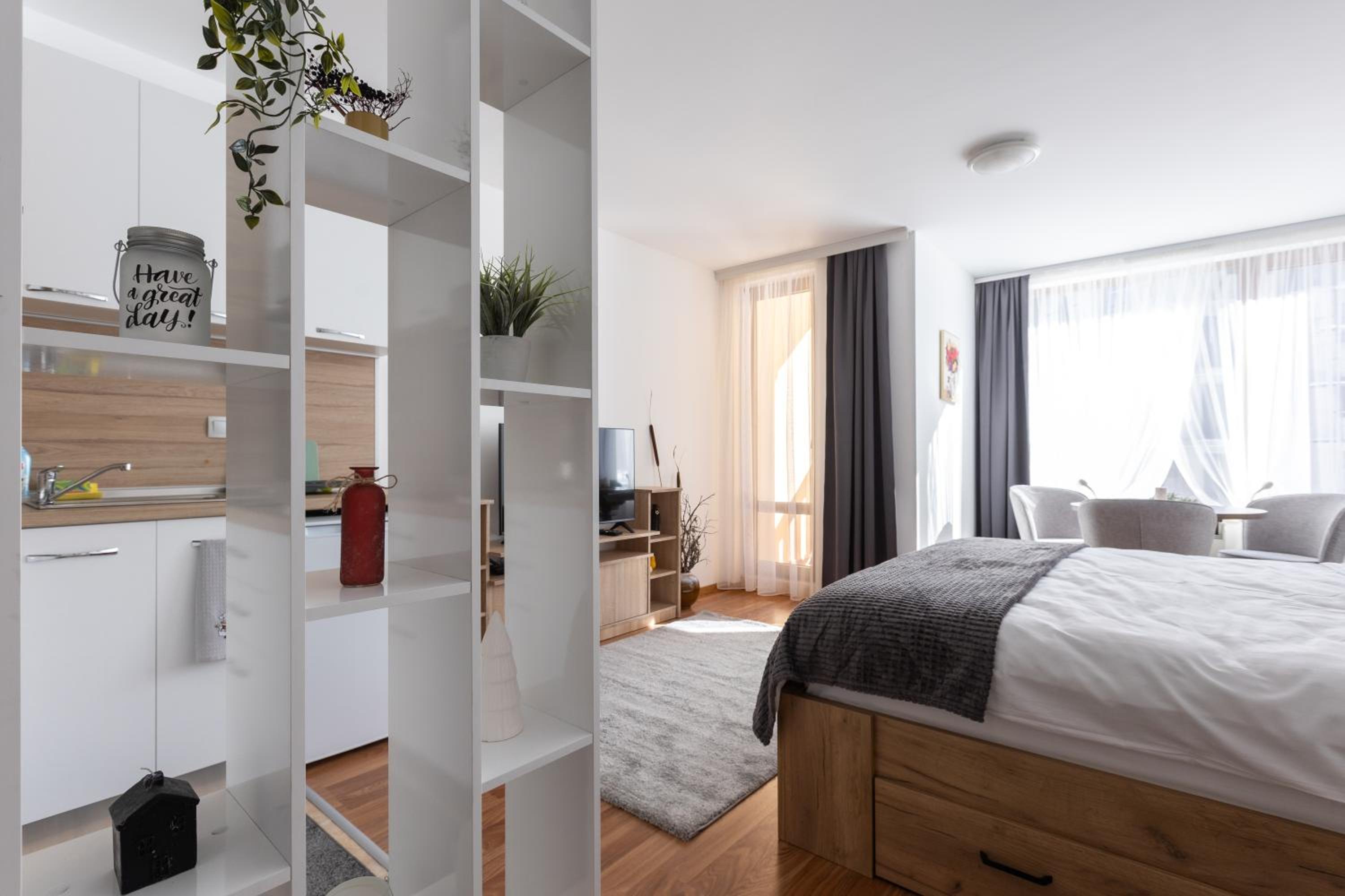 Pirin Sense Apartment Complex
