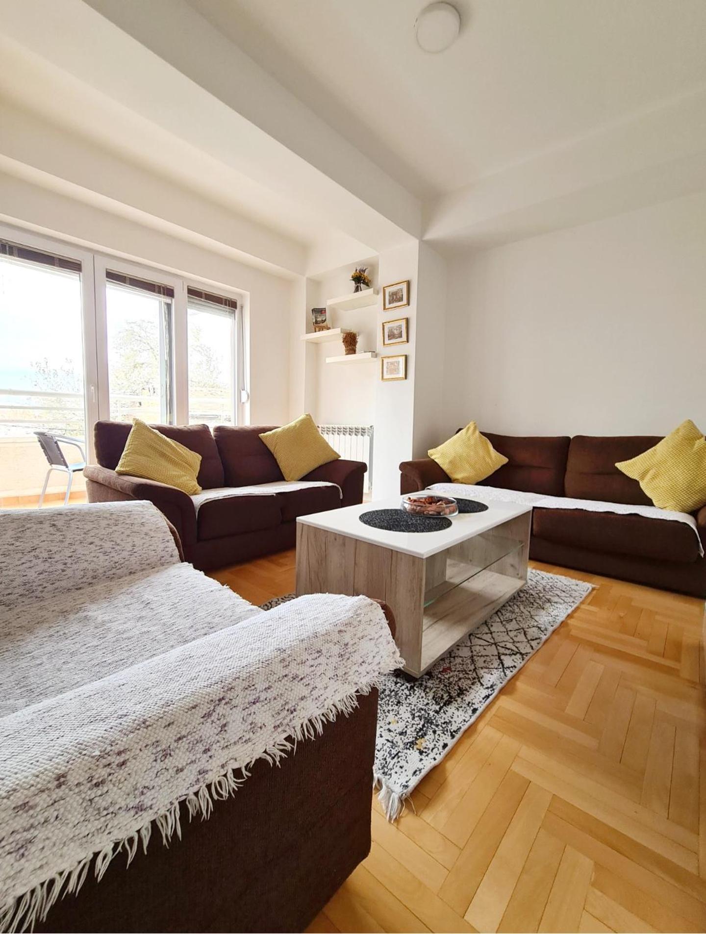 Urban Hostel & Apartments