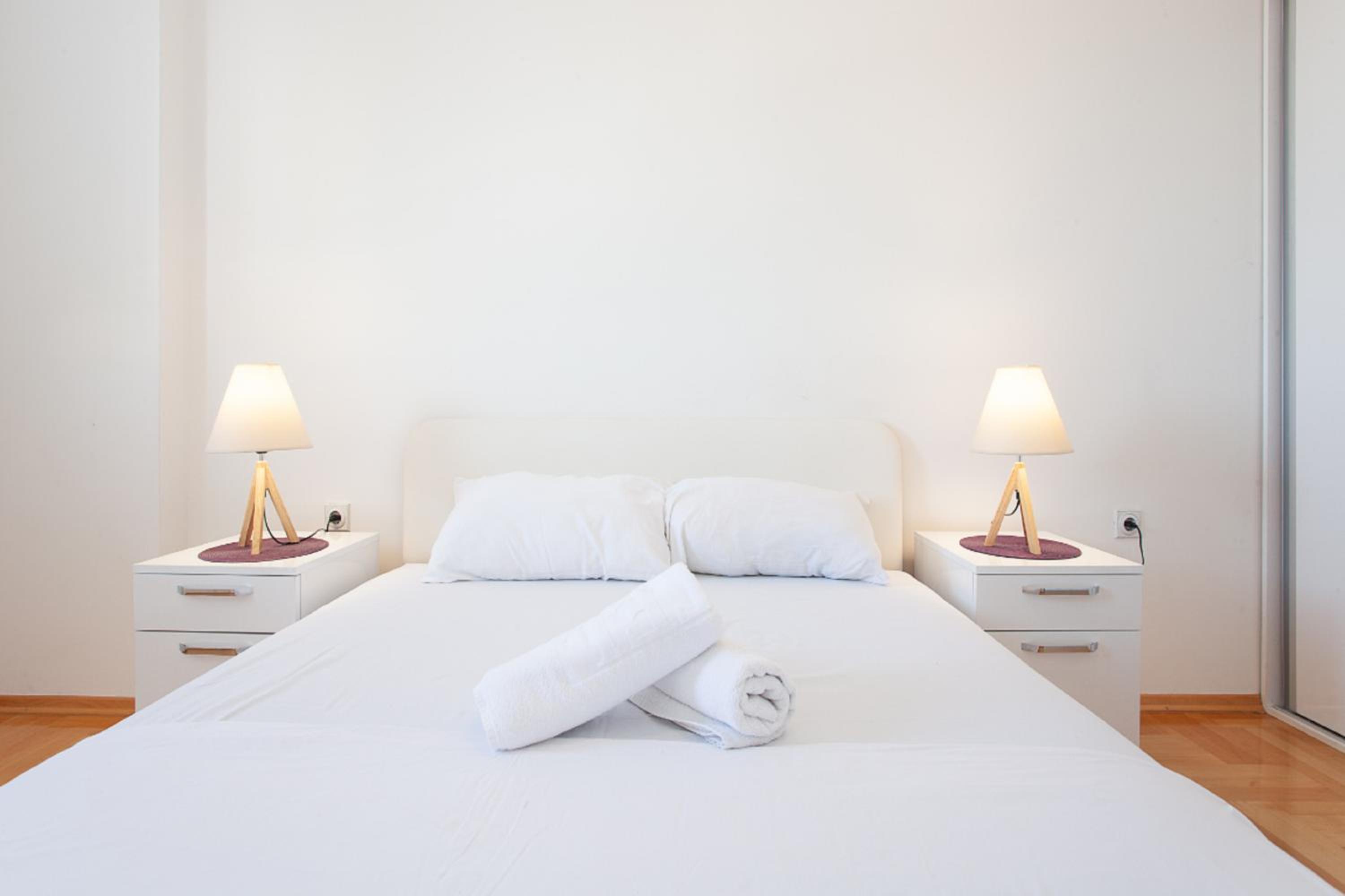 Urban Hostel & Apartments