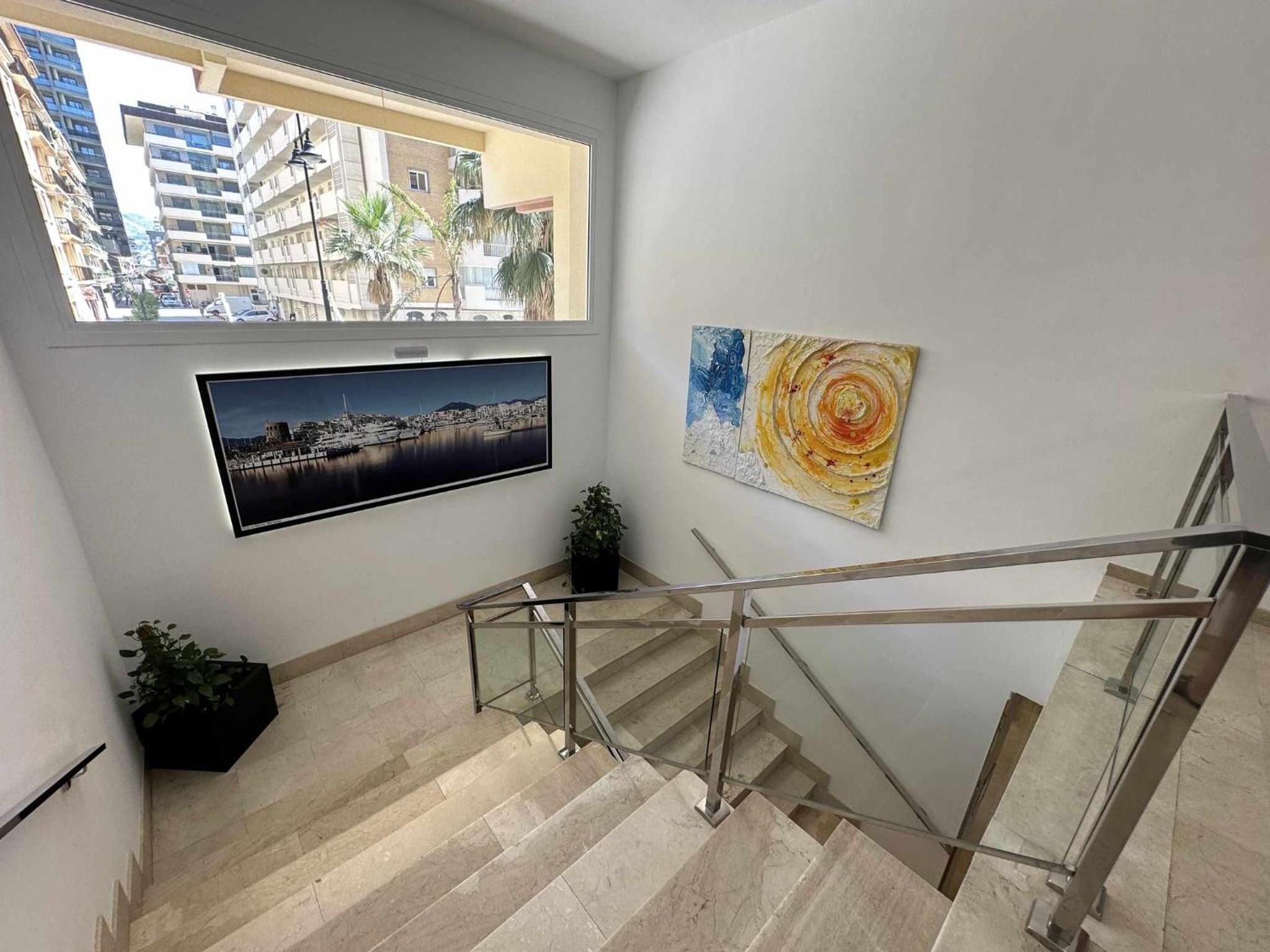 Estudio PYR privado con piscina y playa