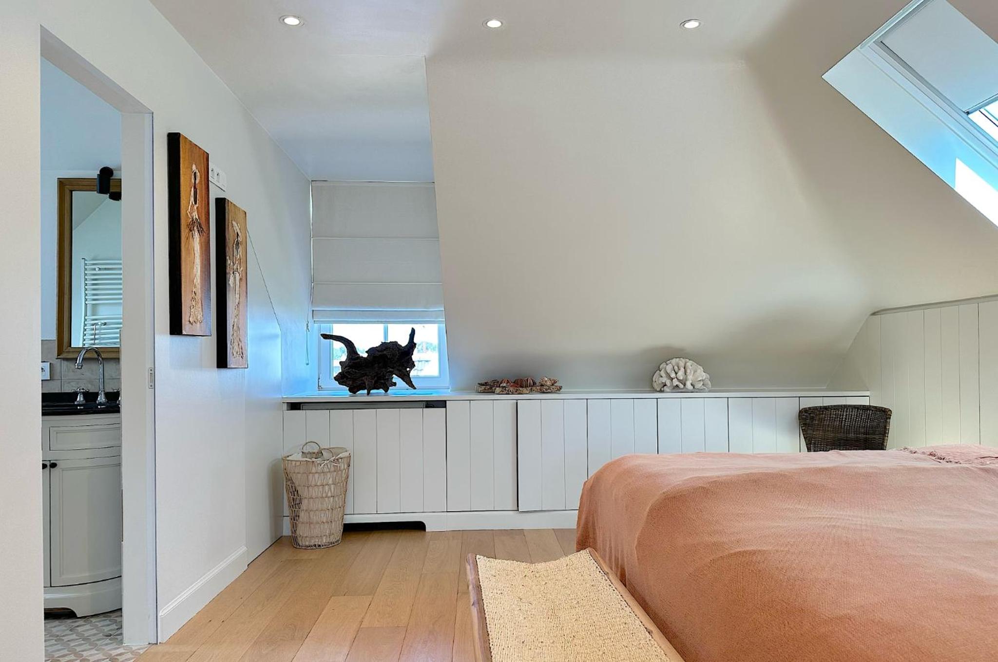 Spacious charming townhouse in old Knokke
