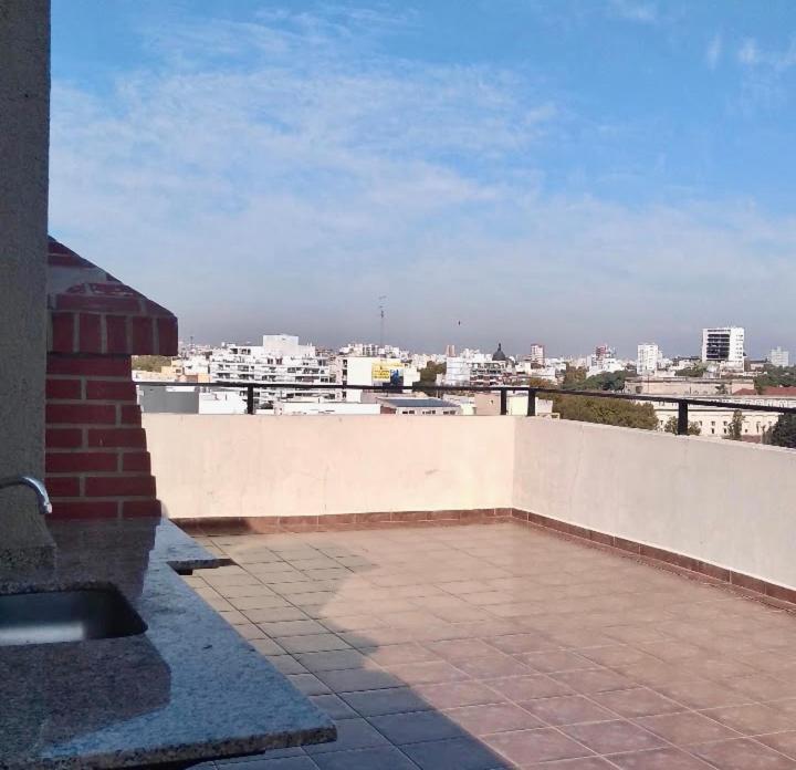 Apartamento Completo con piscina, parrilla y estacionamiento