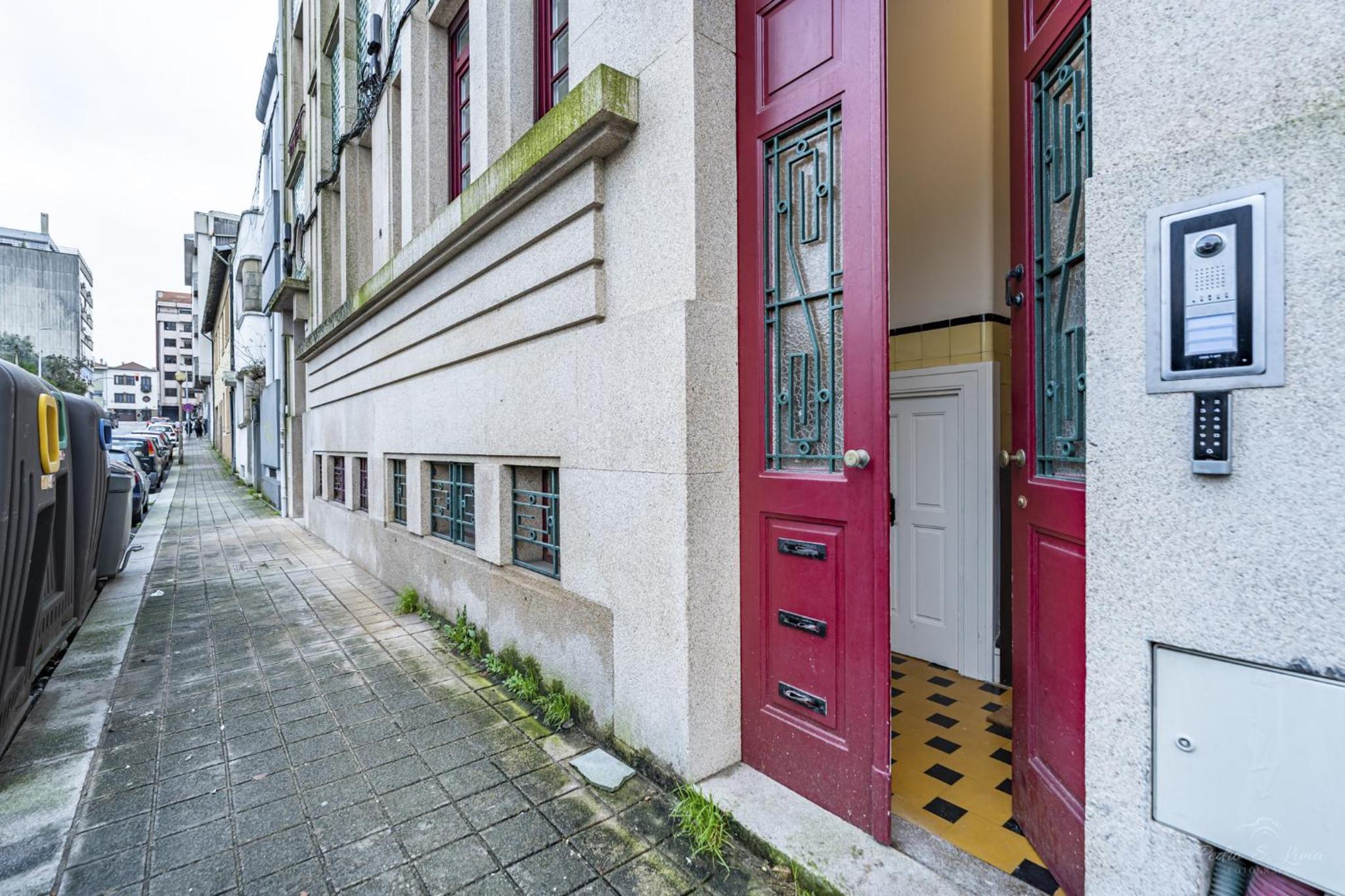 Nomad's Family - 3BDR City Vibe Porto view 2