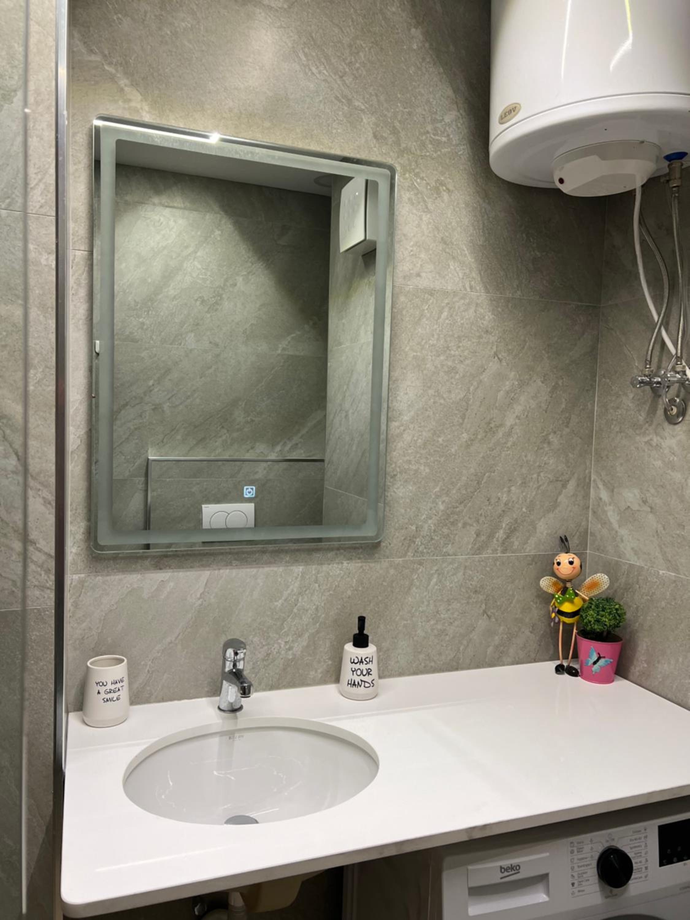 Port View Apartment 2