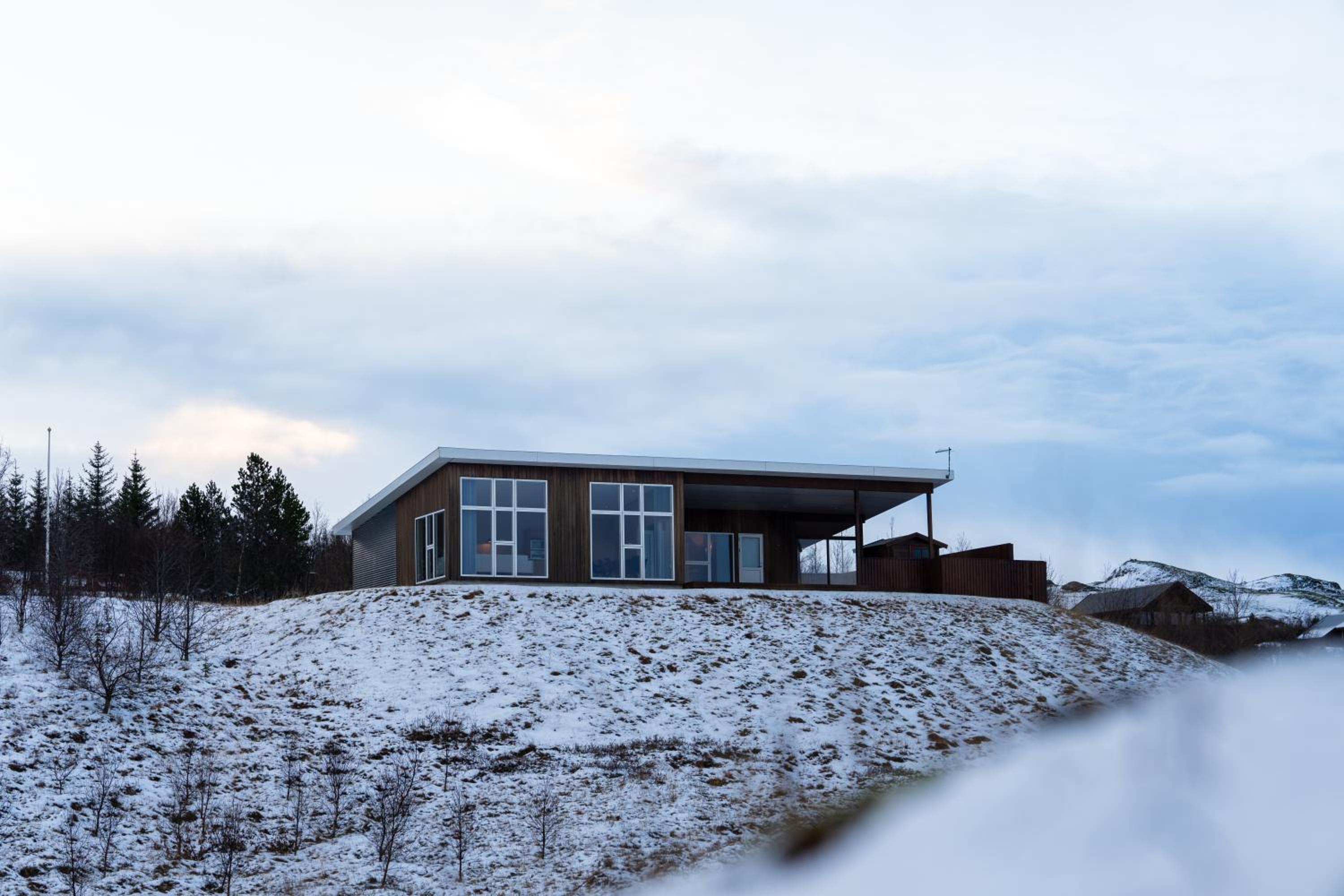 Hotel Golden Circle Villa - Hot Tub & Sauna - Image 1