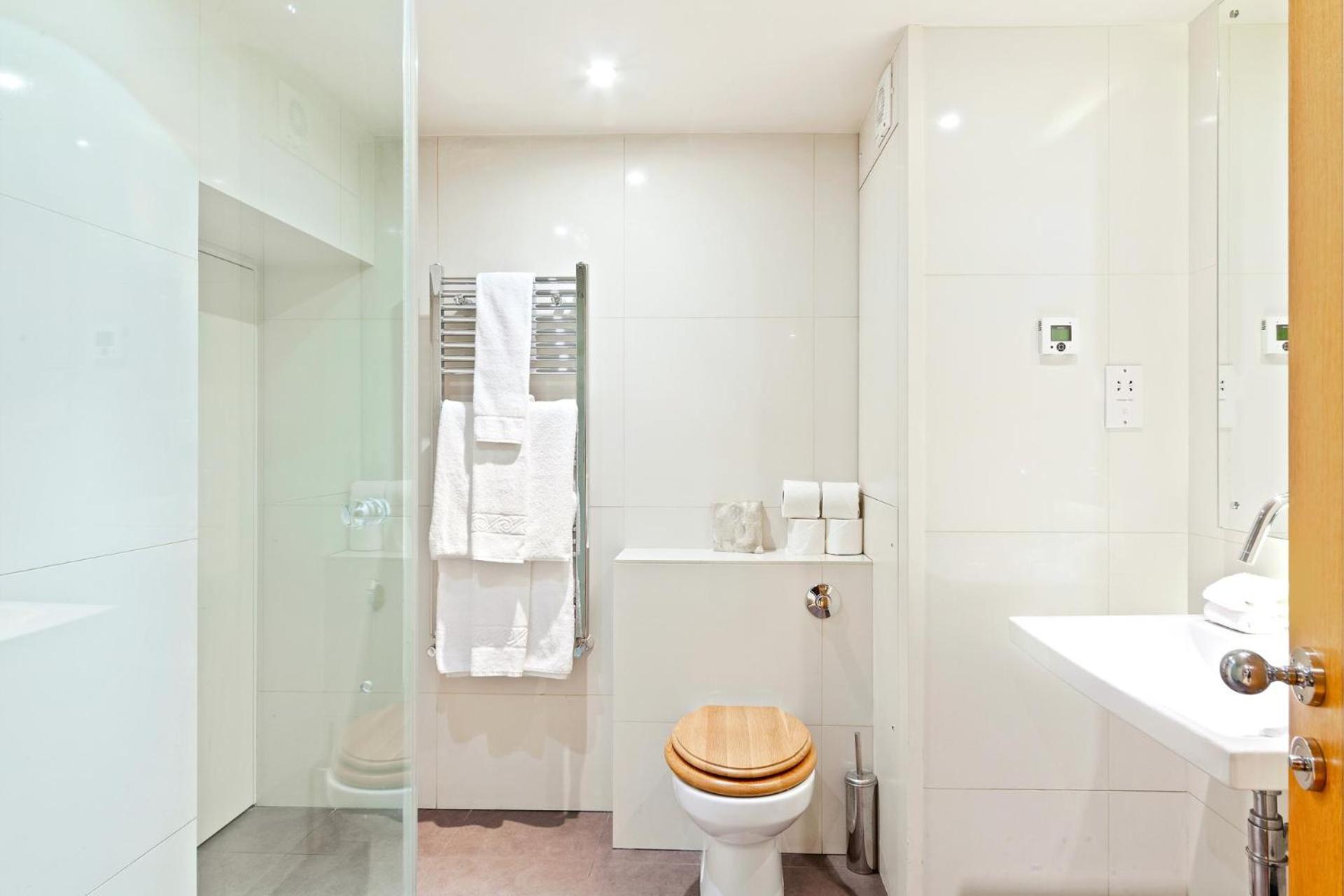 3 bdrm Notting Hill Mews house - 2 balconies