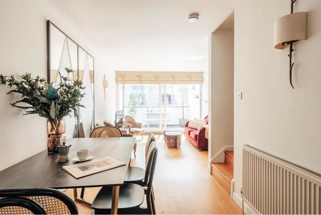 3 bdrm Notting Hill Mews house - 2 balconies