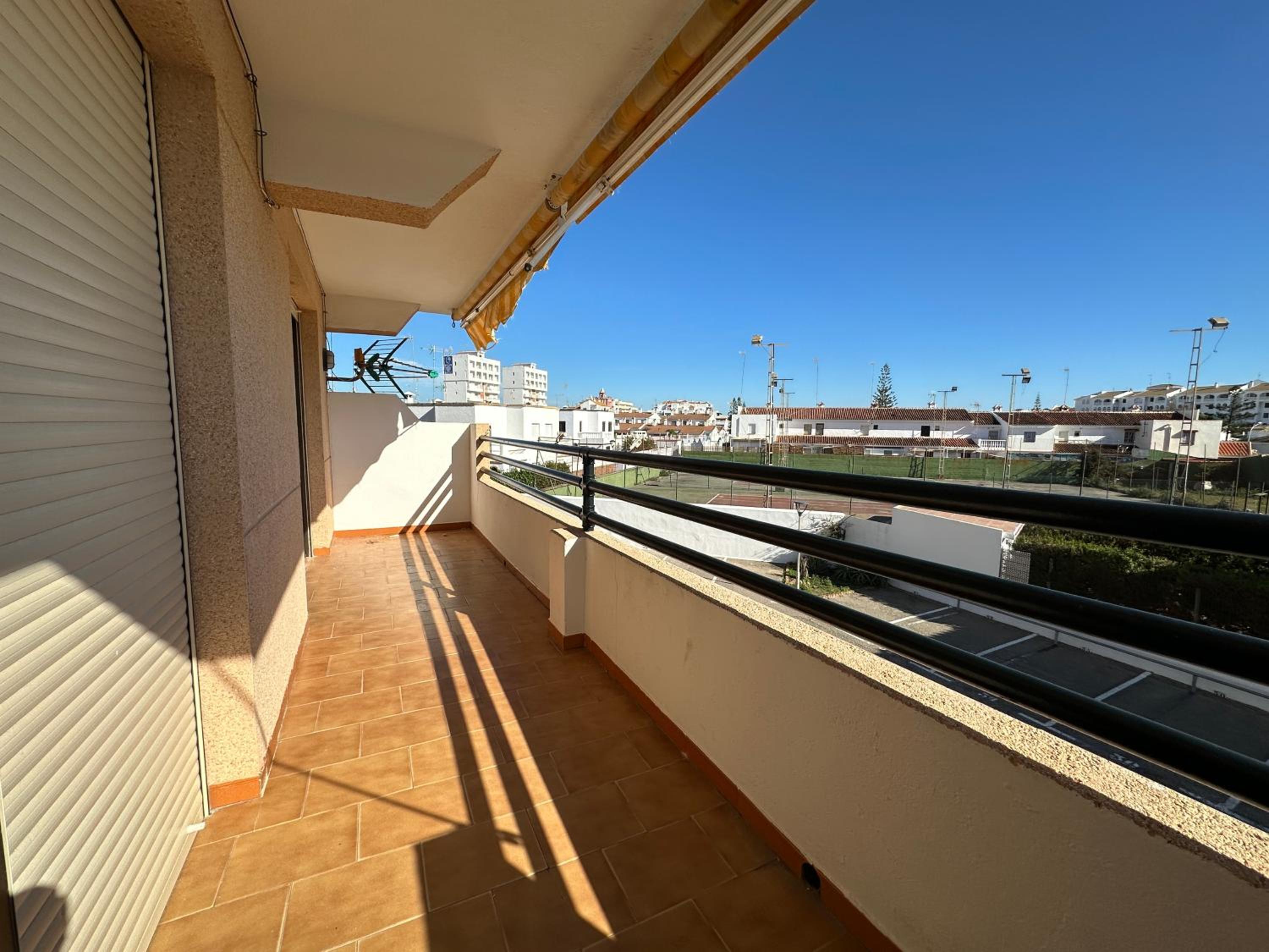 bonito apartamento matalascañas