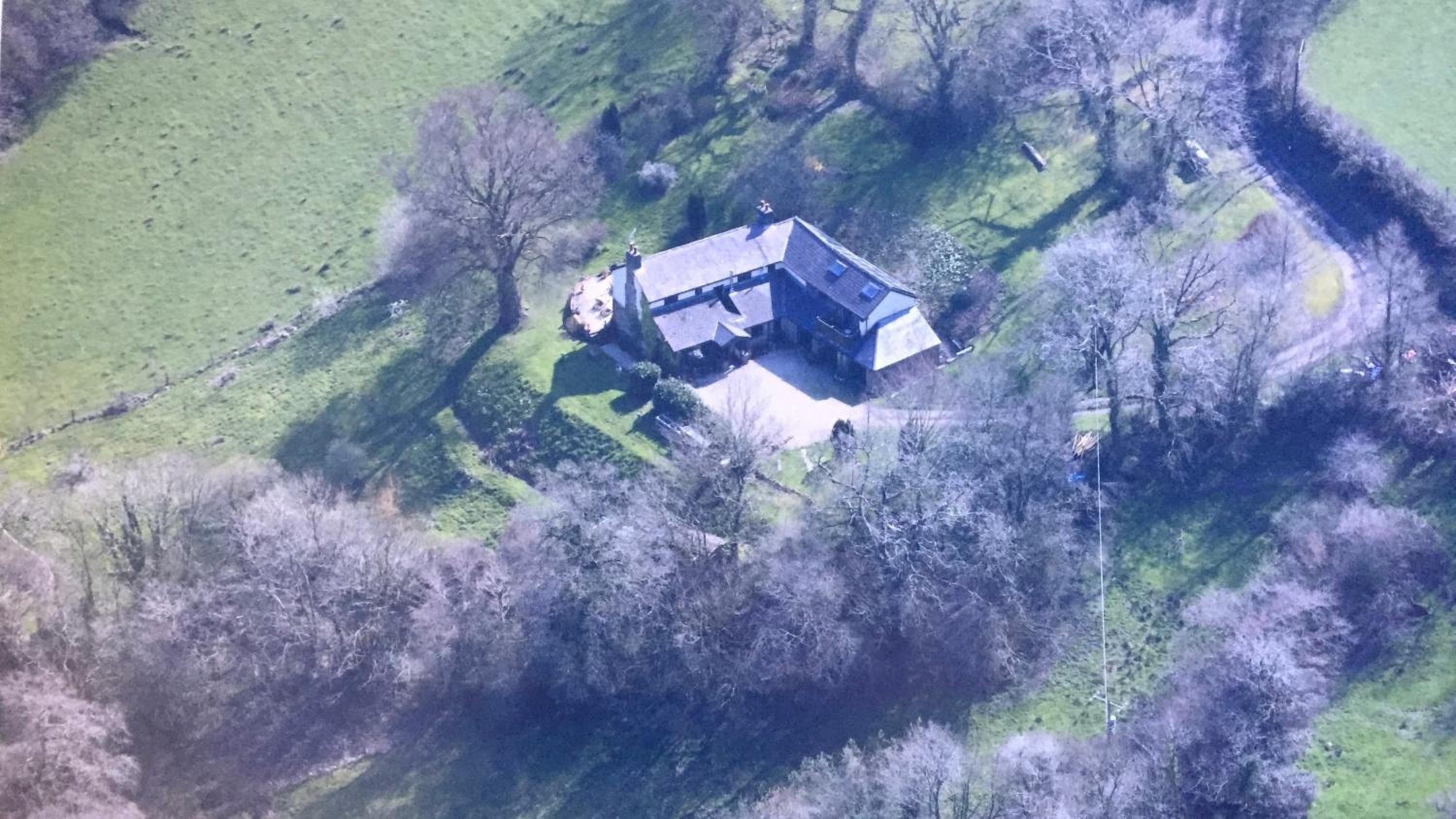 Lower Penrose Old Farmhouse Cottage