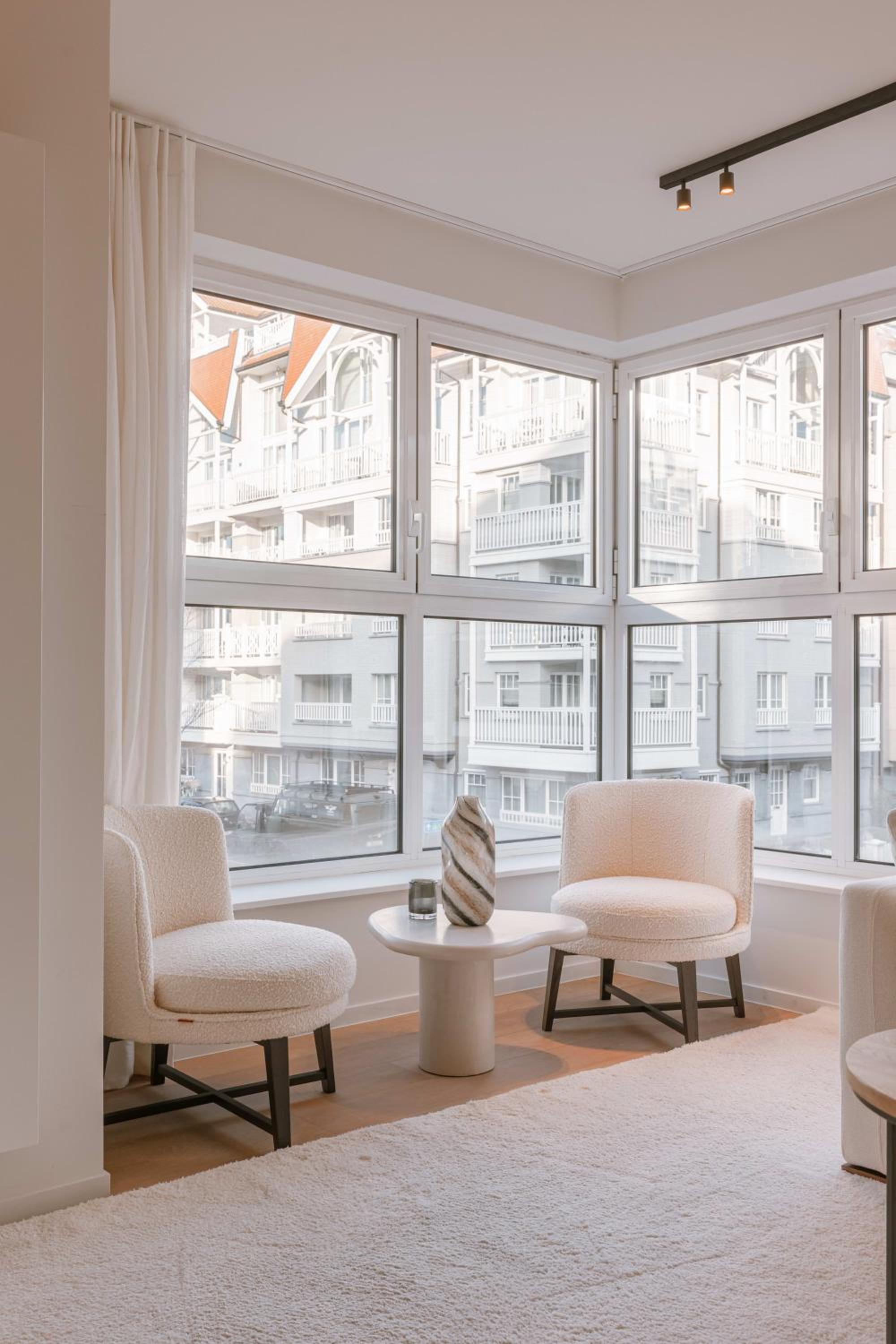 Huswell - Luxury apartment with parking in Knokke