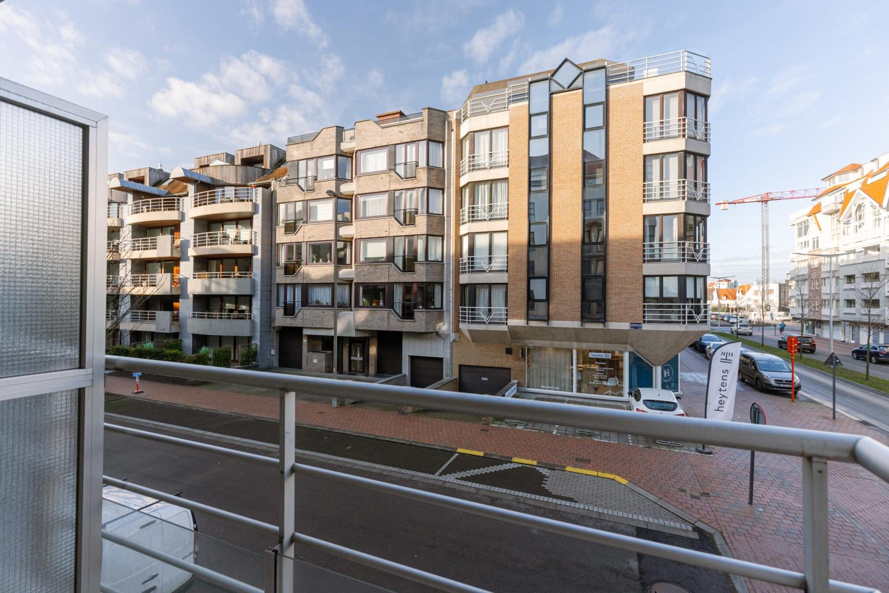 Huswell - Luxury apartment with parking in Knokke