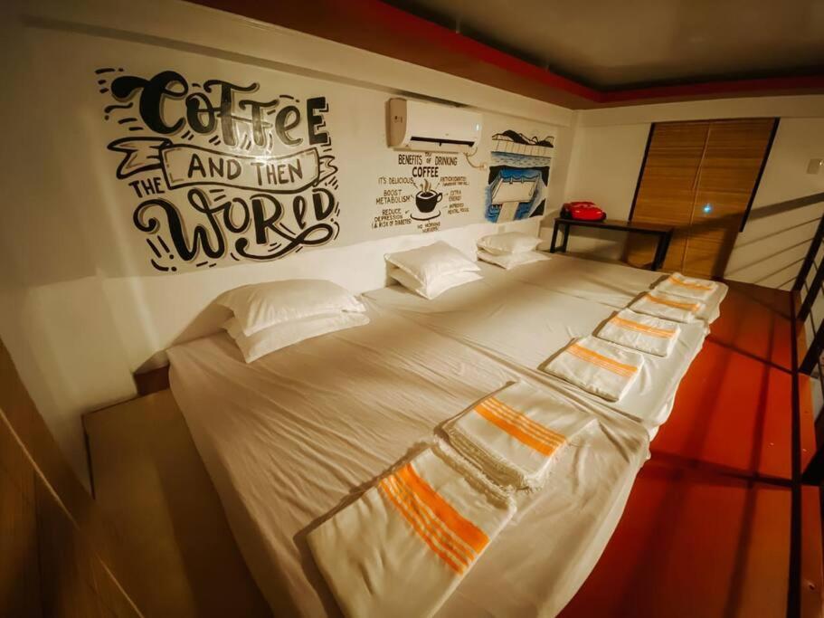 The Bistro House - Govantes Guesthouse