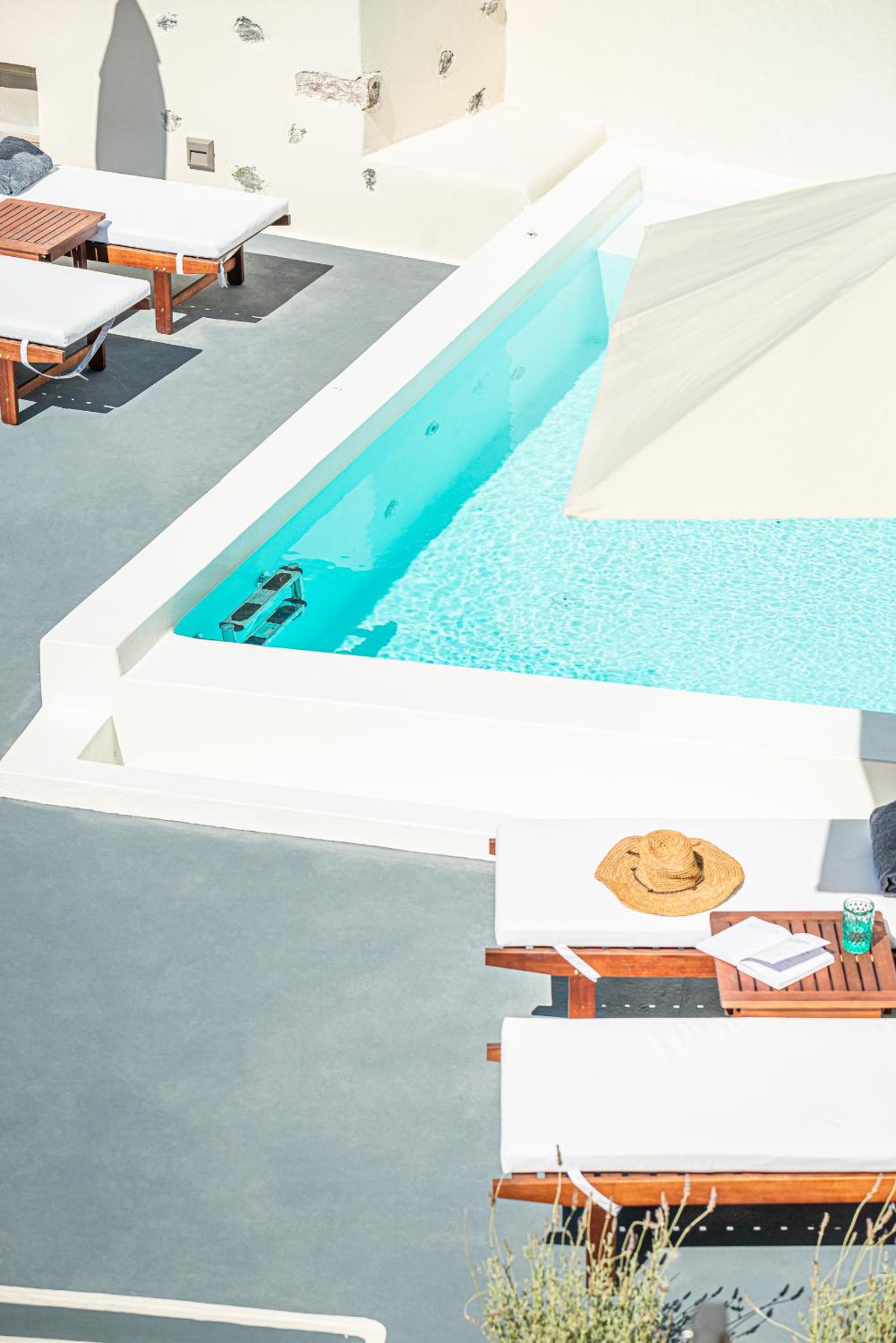 Veneston Suites, Lina view 5