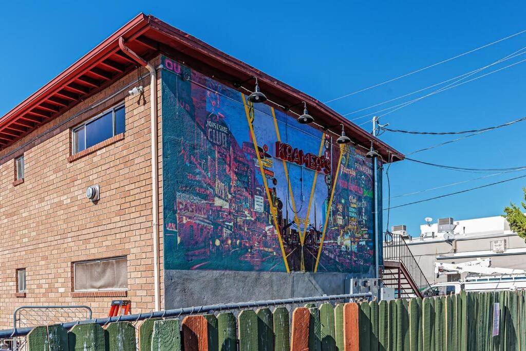 Midtown Marvel: Trendy Studio in the Heart of Reno view 3