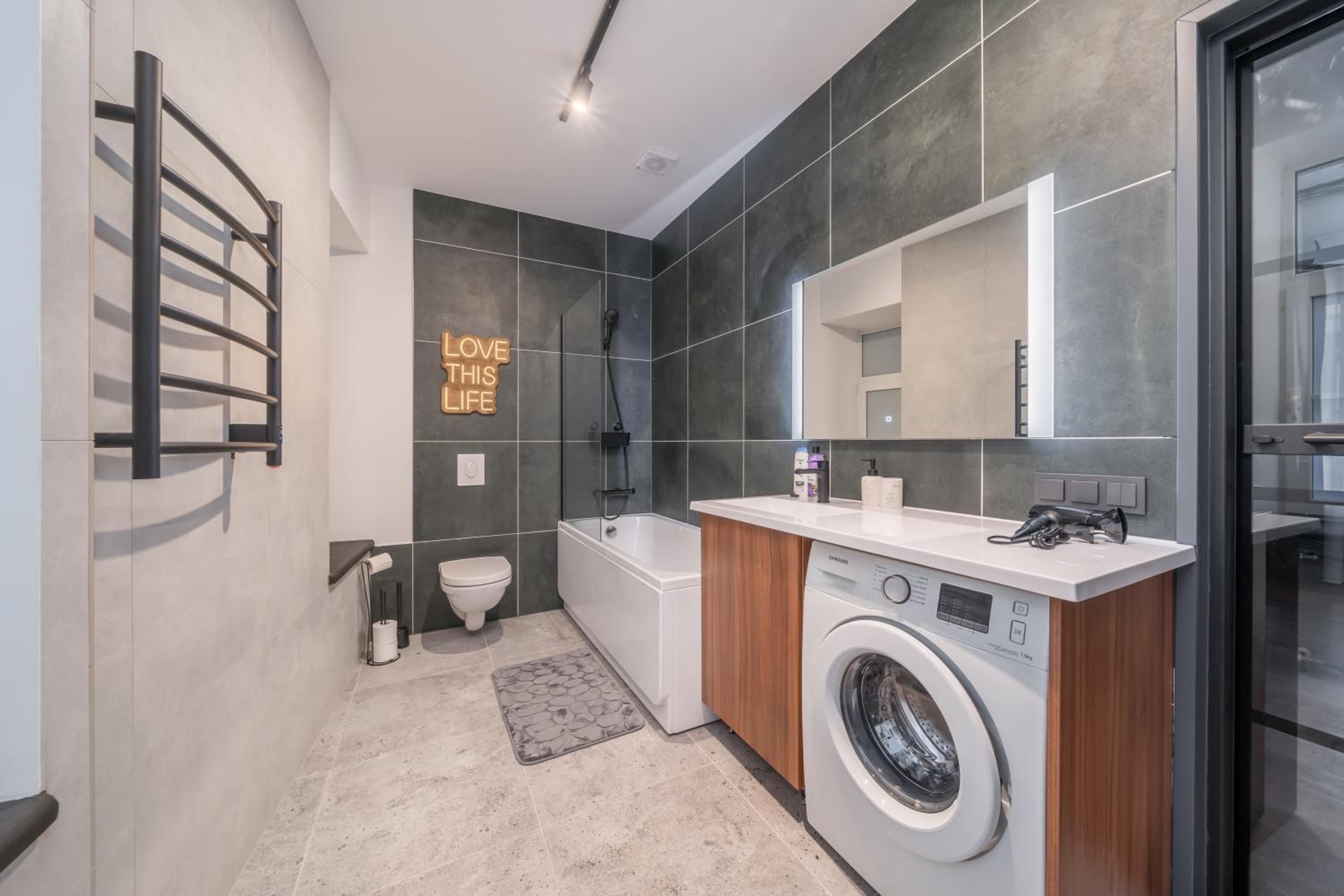 Old Town stylish studio with spacious bathroom view 4