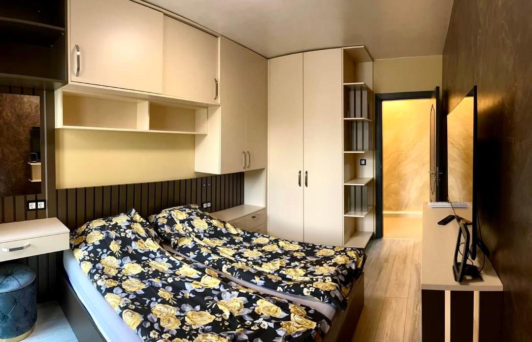 Fully Furnished Apartment- B8