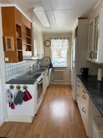 Hus Ana - familienfreundliches Ferienhaus Fengersfors mit Kamin - Kanu inklusive view 4