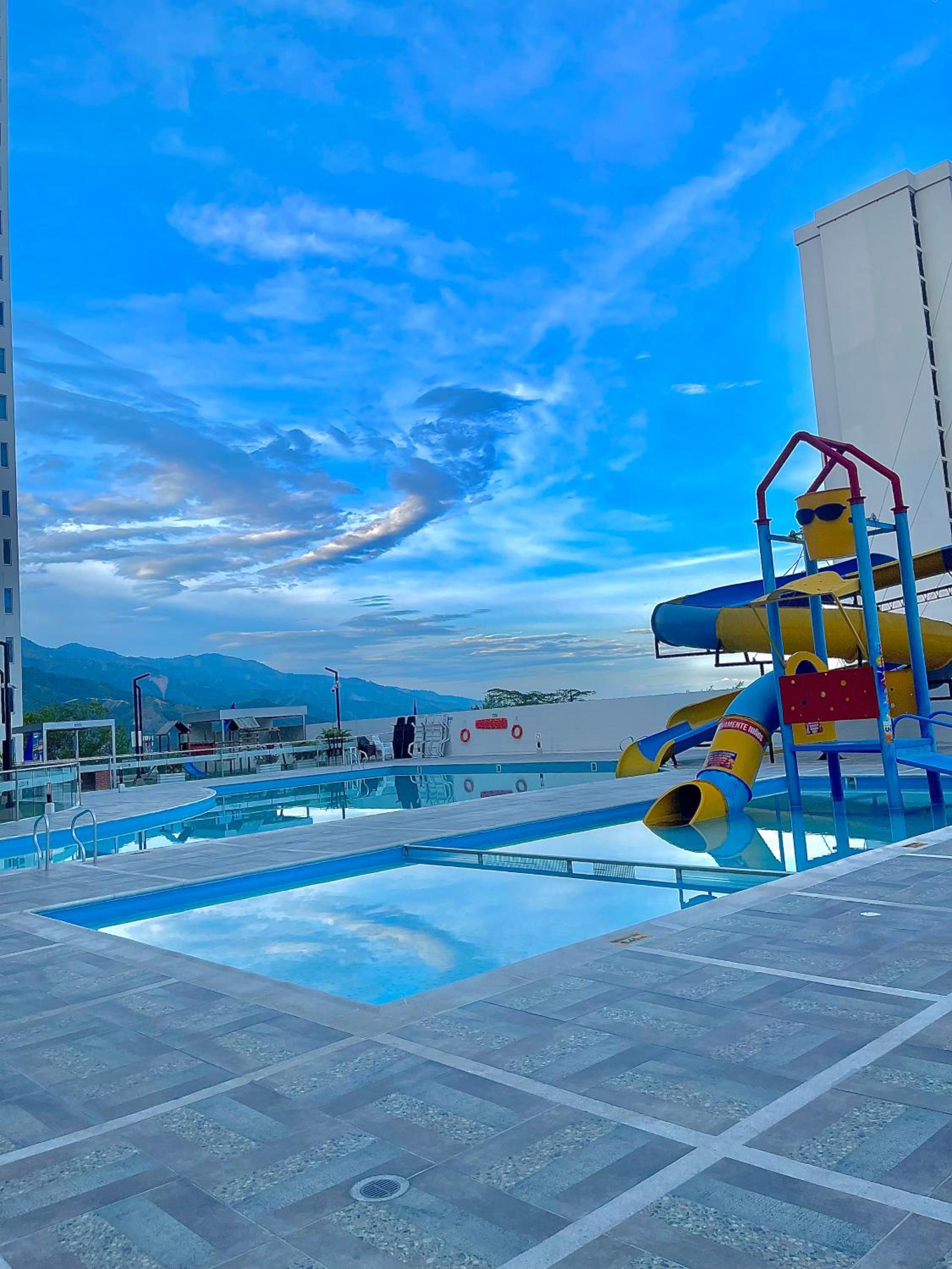 Habitación Deluxu con piscina
