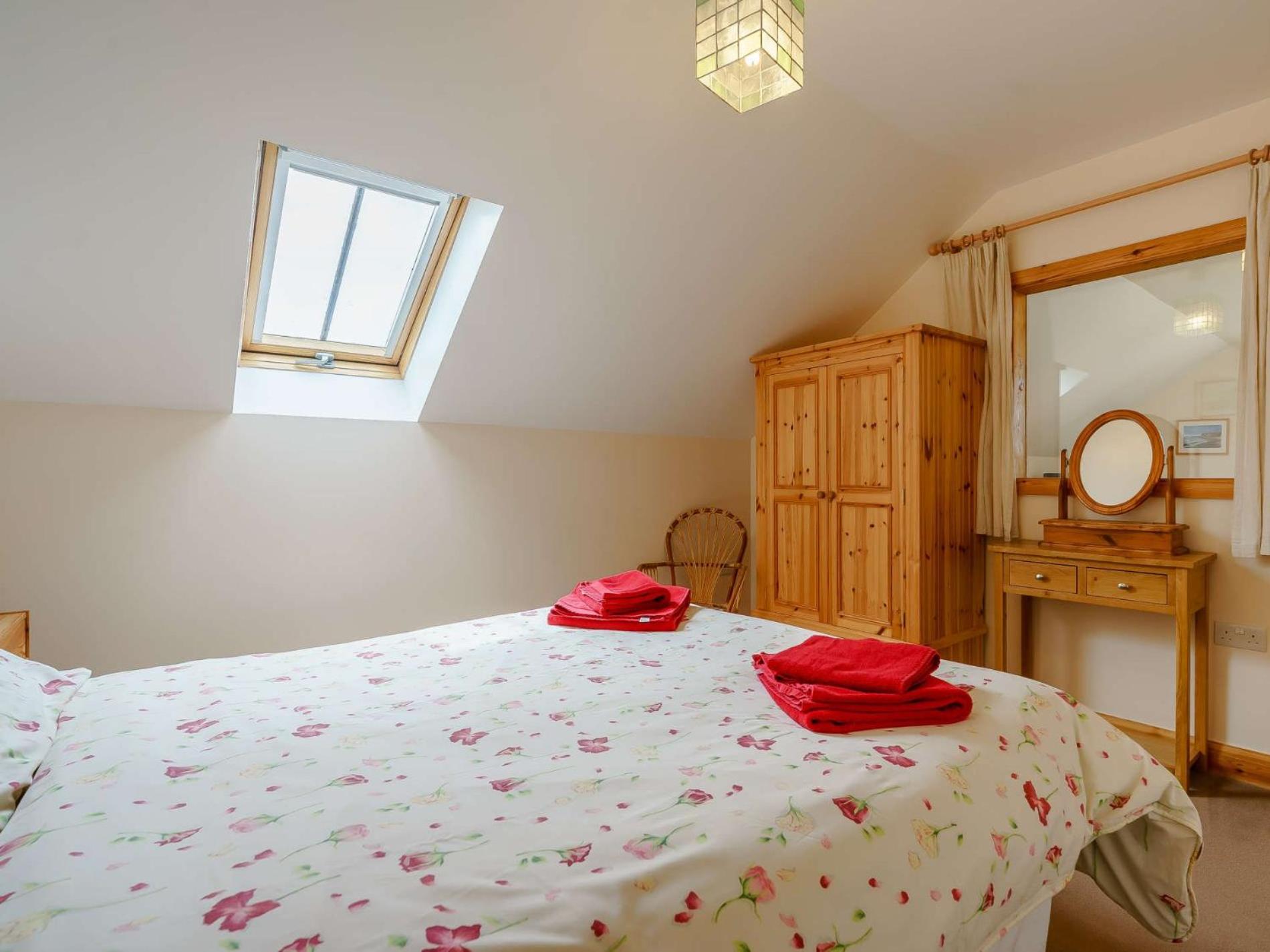 2 Bed in Middlesbrough oc-tgchf view 2