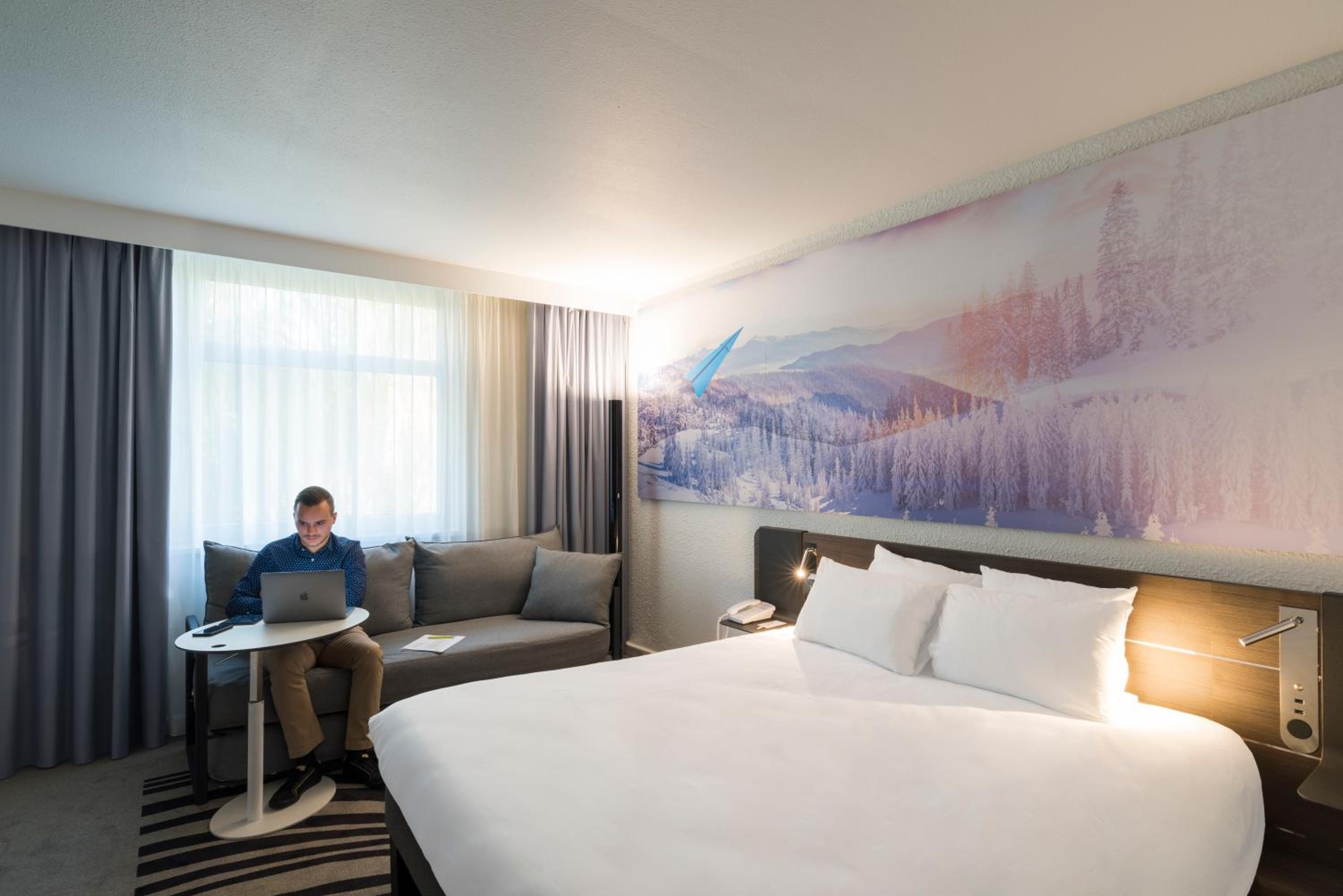 Bron Vacations - Novotel Lyon Bron Meeting  Events - Property Image 67