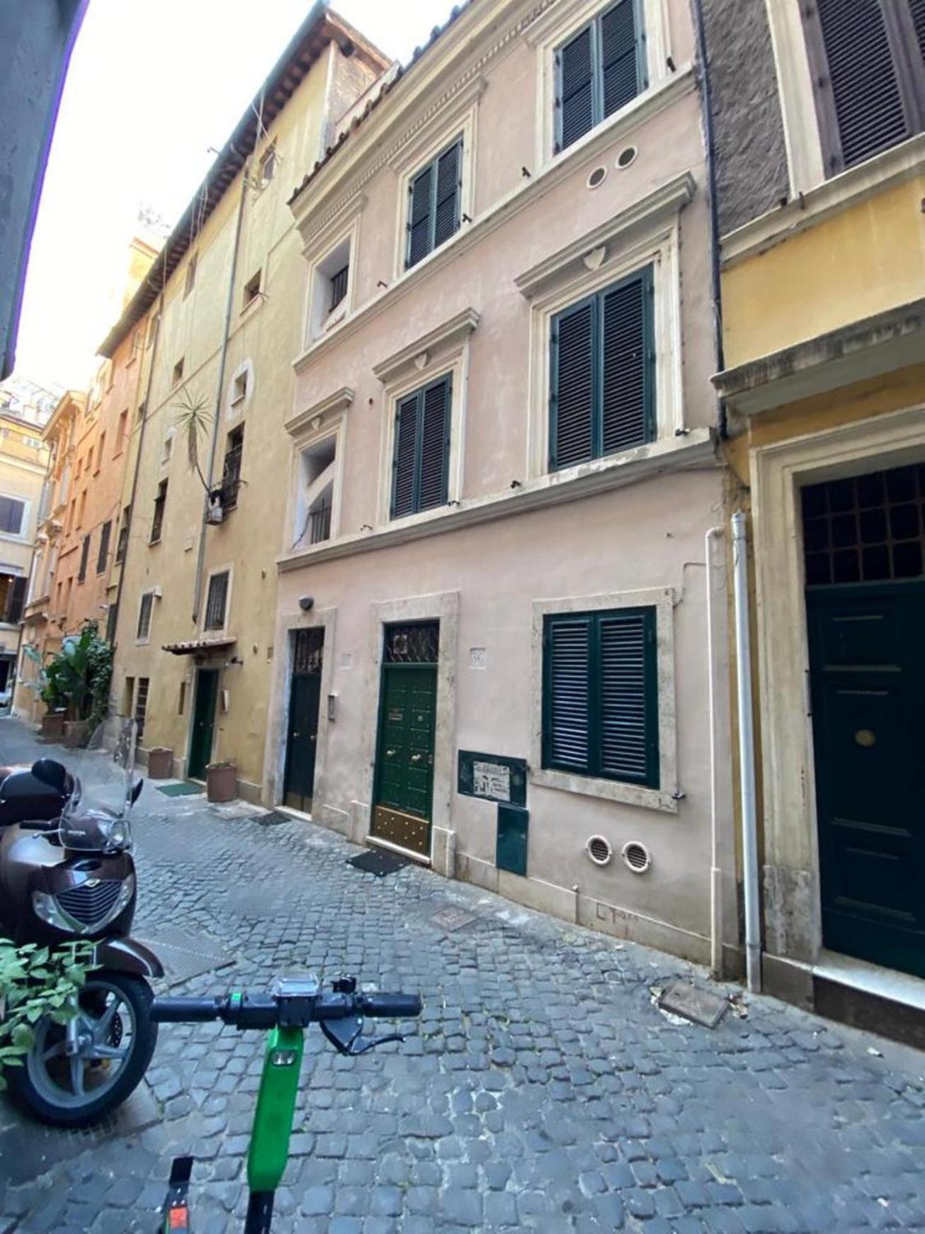 NAVONA SUITE VIOLA