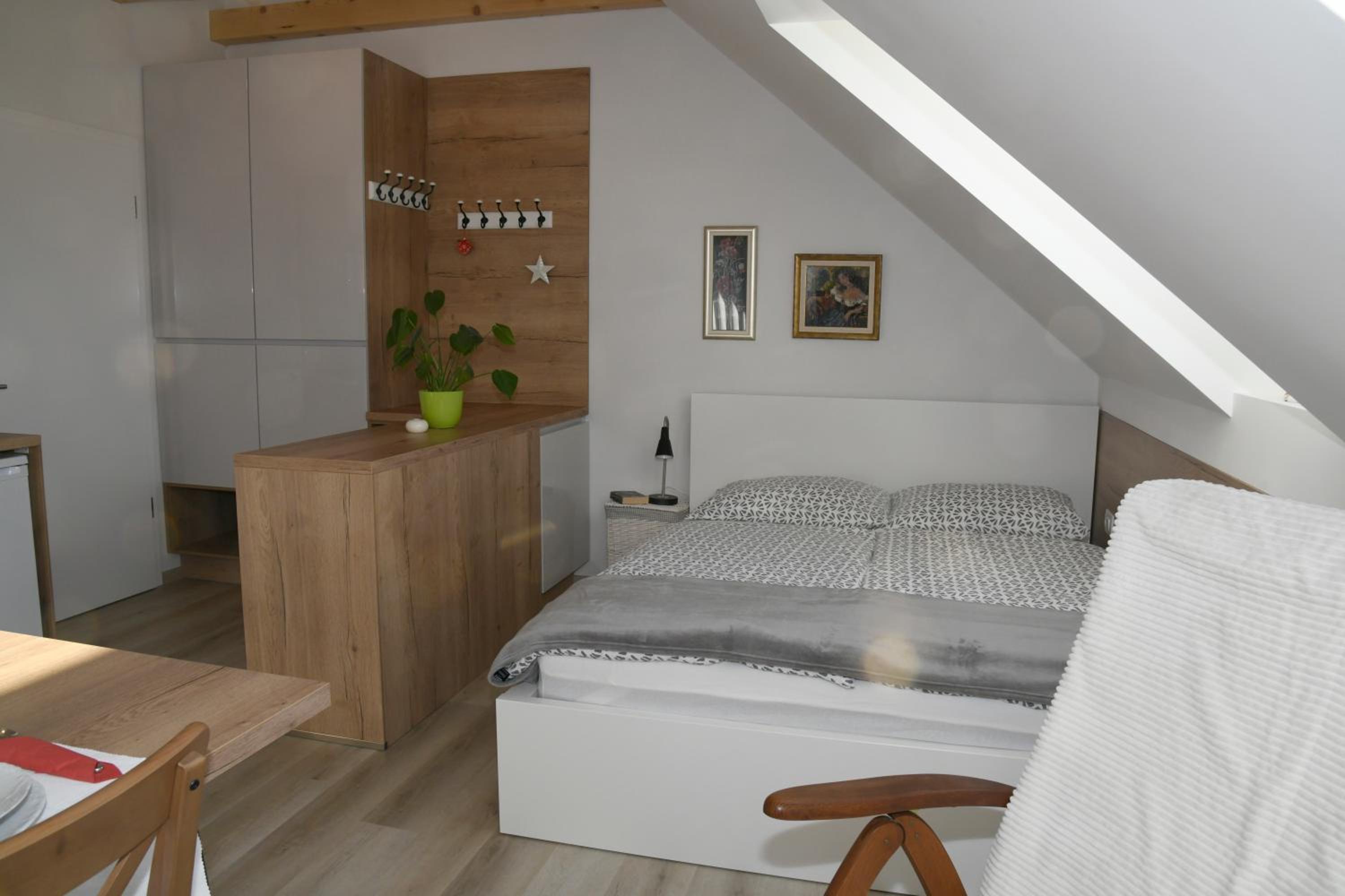 Apartments Ajda