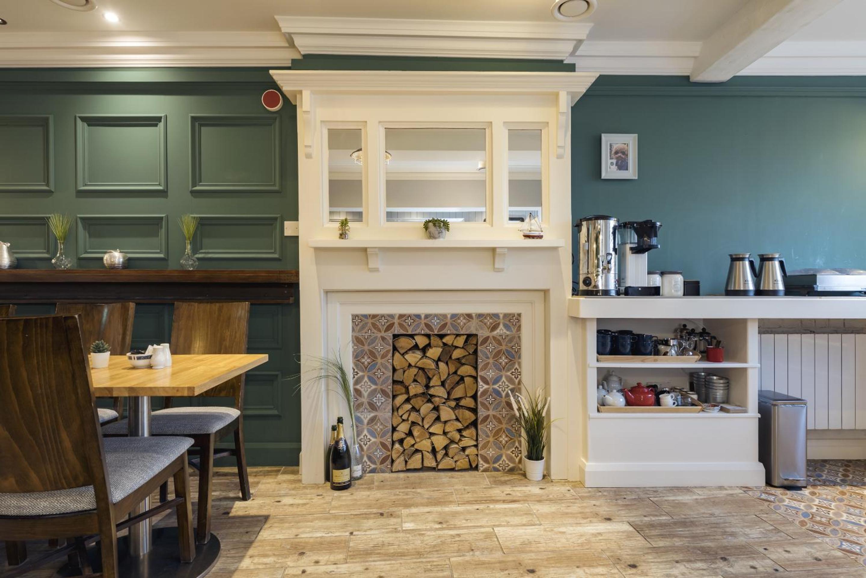 Hotel Port 56 - Image 1