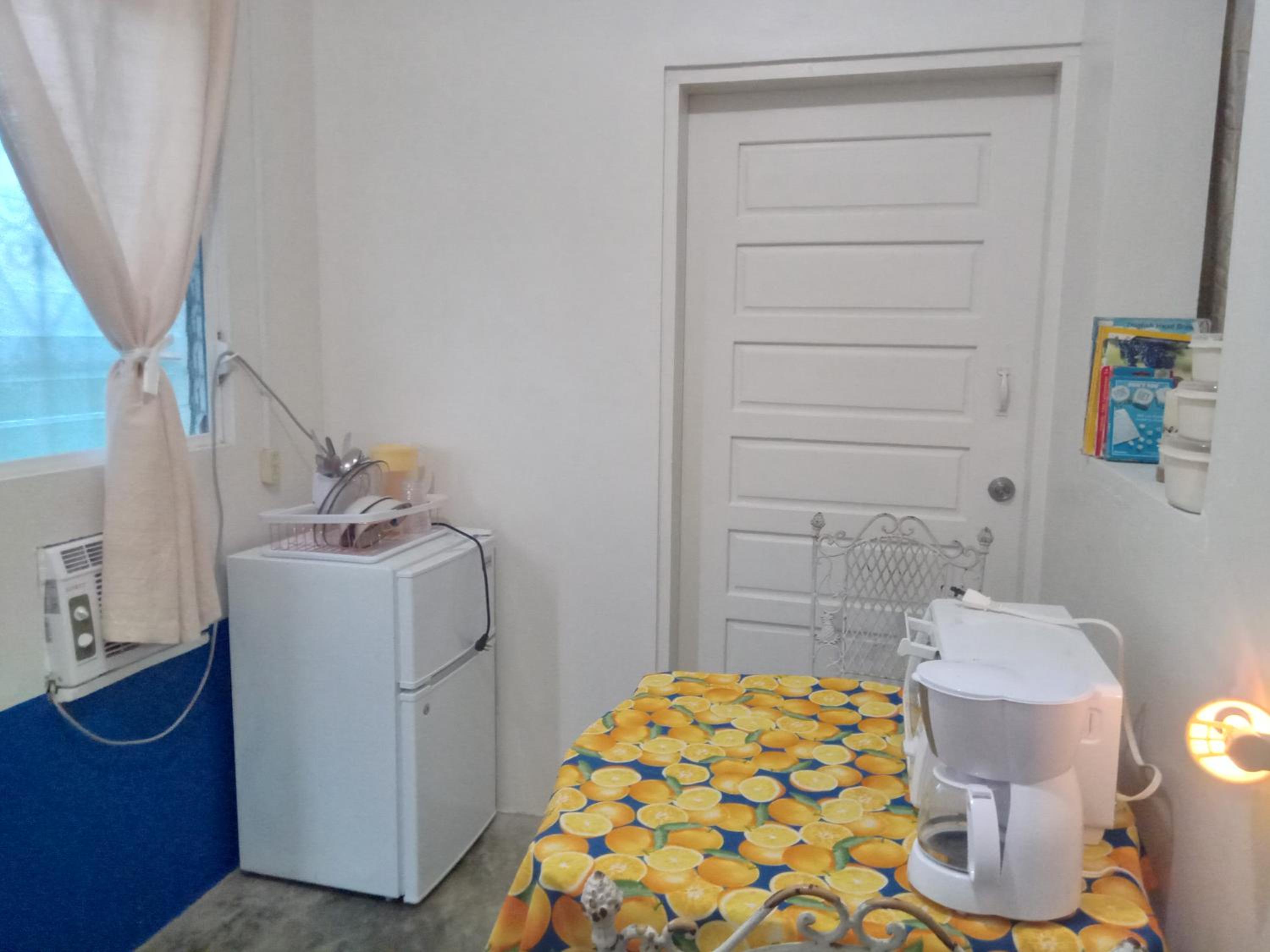 Hacienda Tropical Guest House