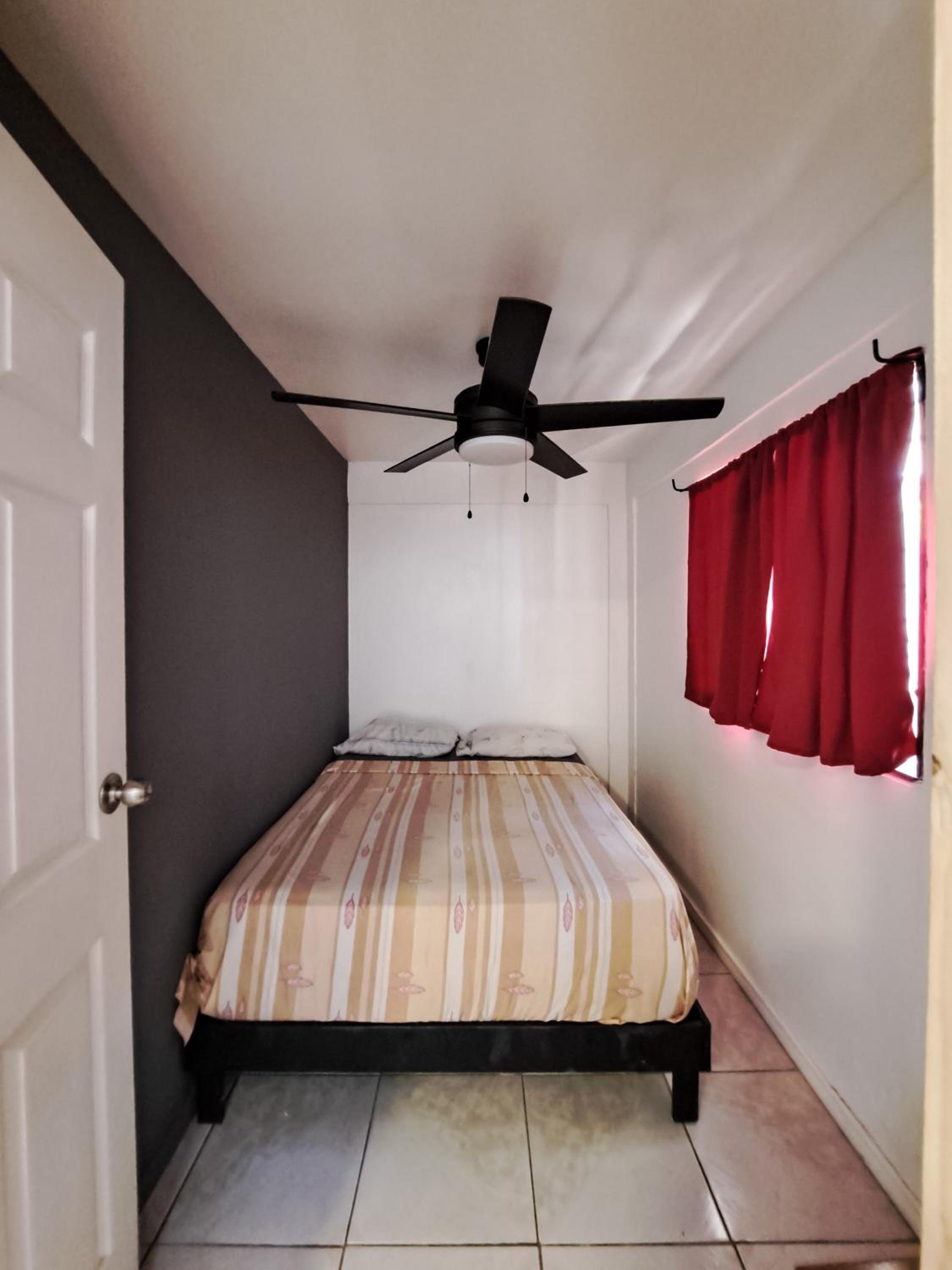CASA FOTR LOCO