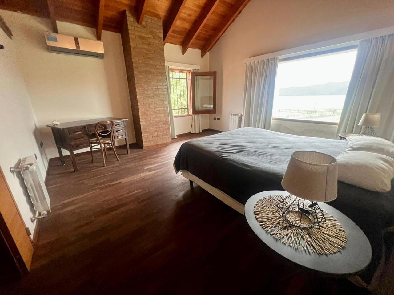 CASA VILLA LAGO AZUL CARLOS PAZ