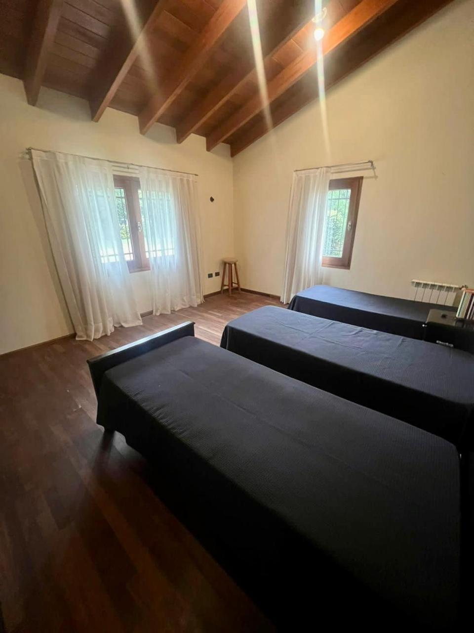 CASA VILLA LAGO AZUL CARLOS PAZ