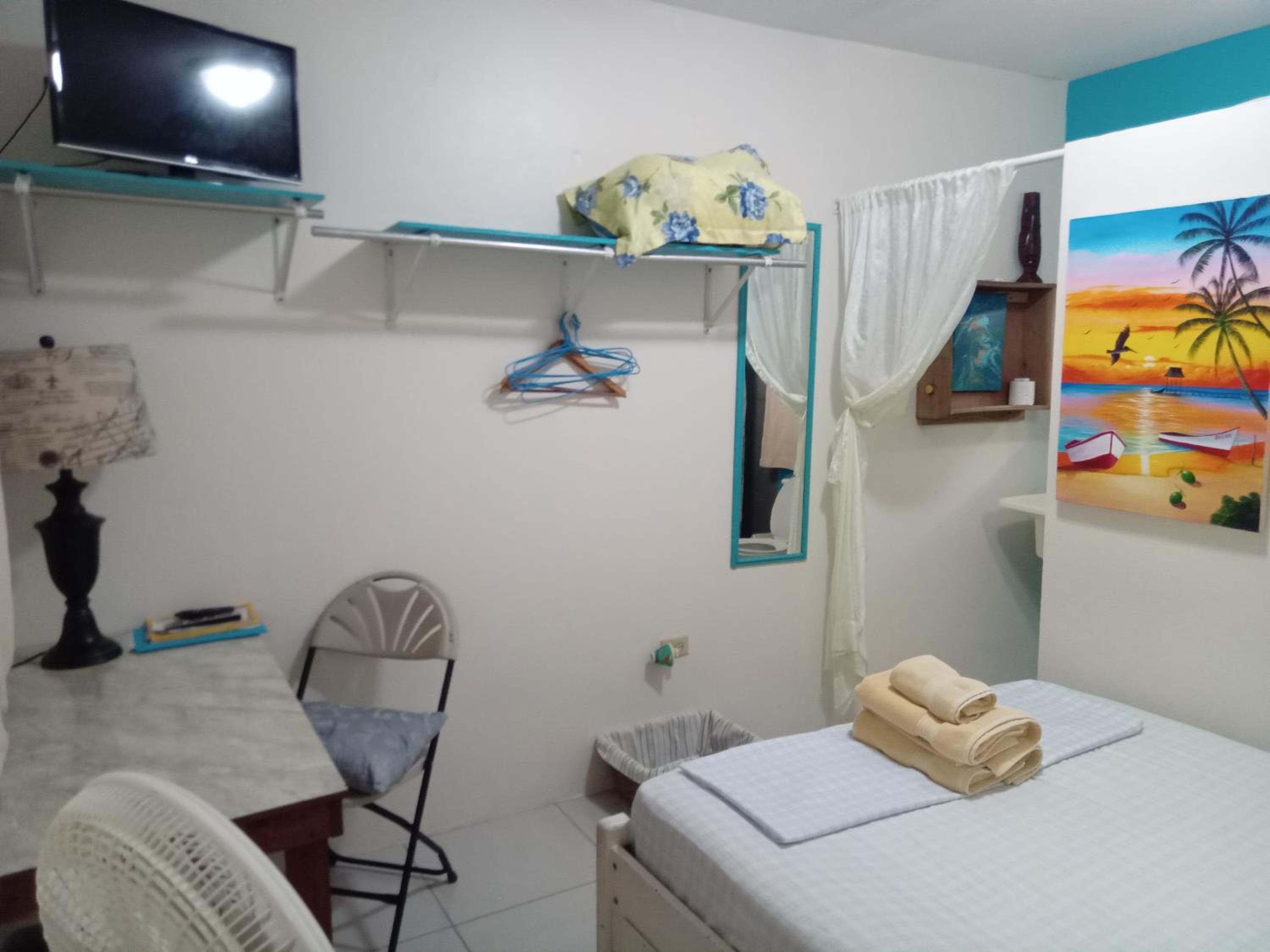 Hacienda Tropical Guest House