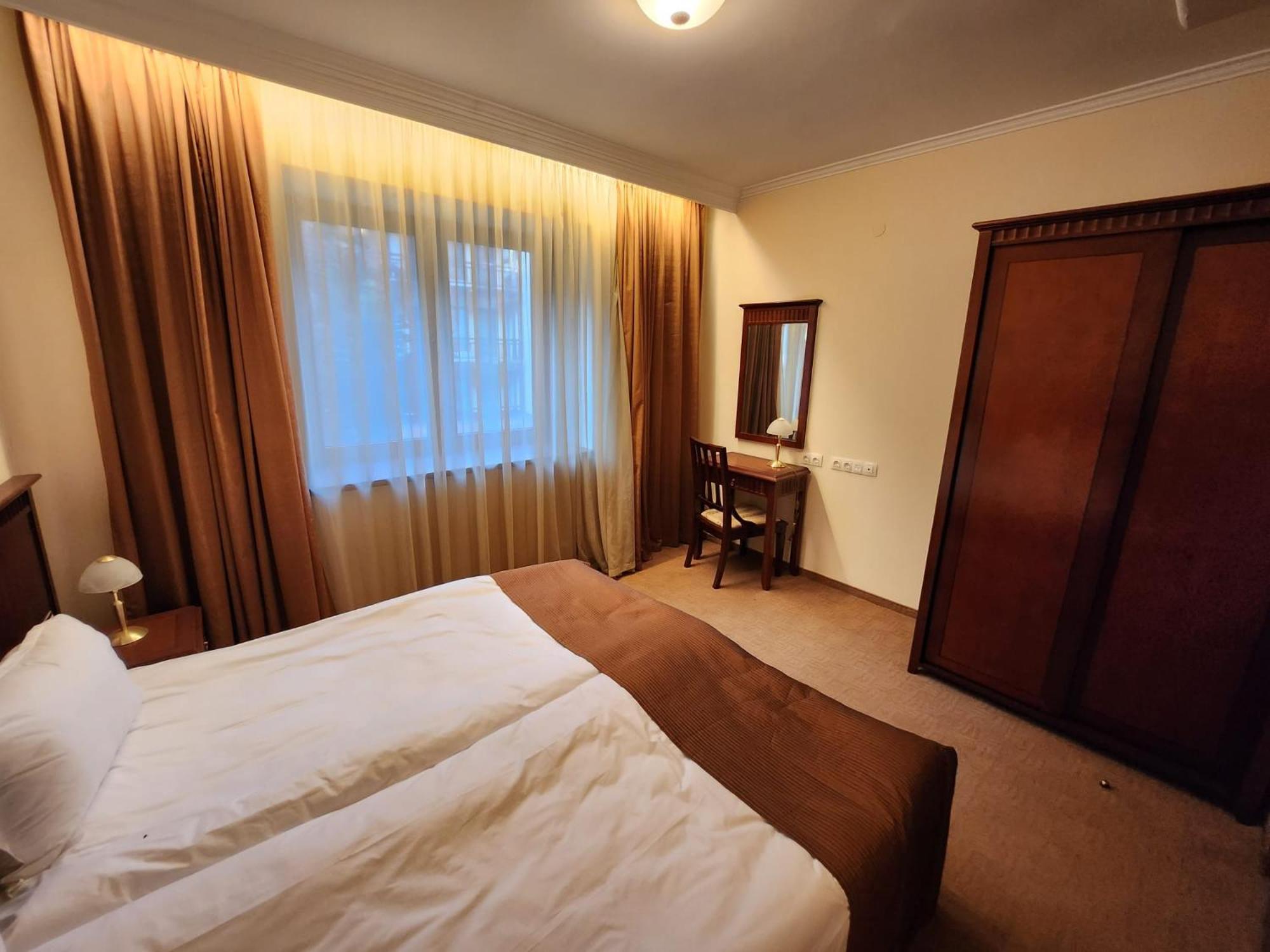 Luxury Downtown Appartment - 150m ski lift Gondola