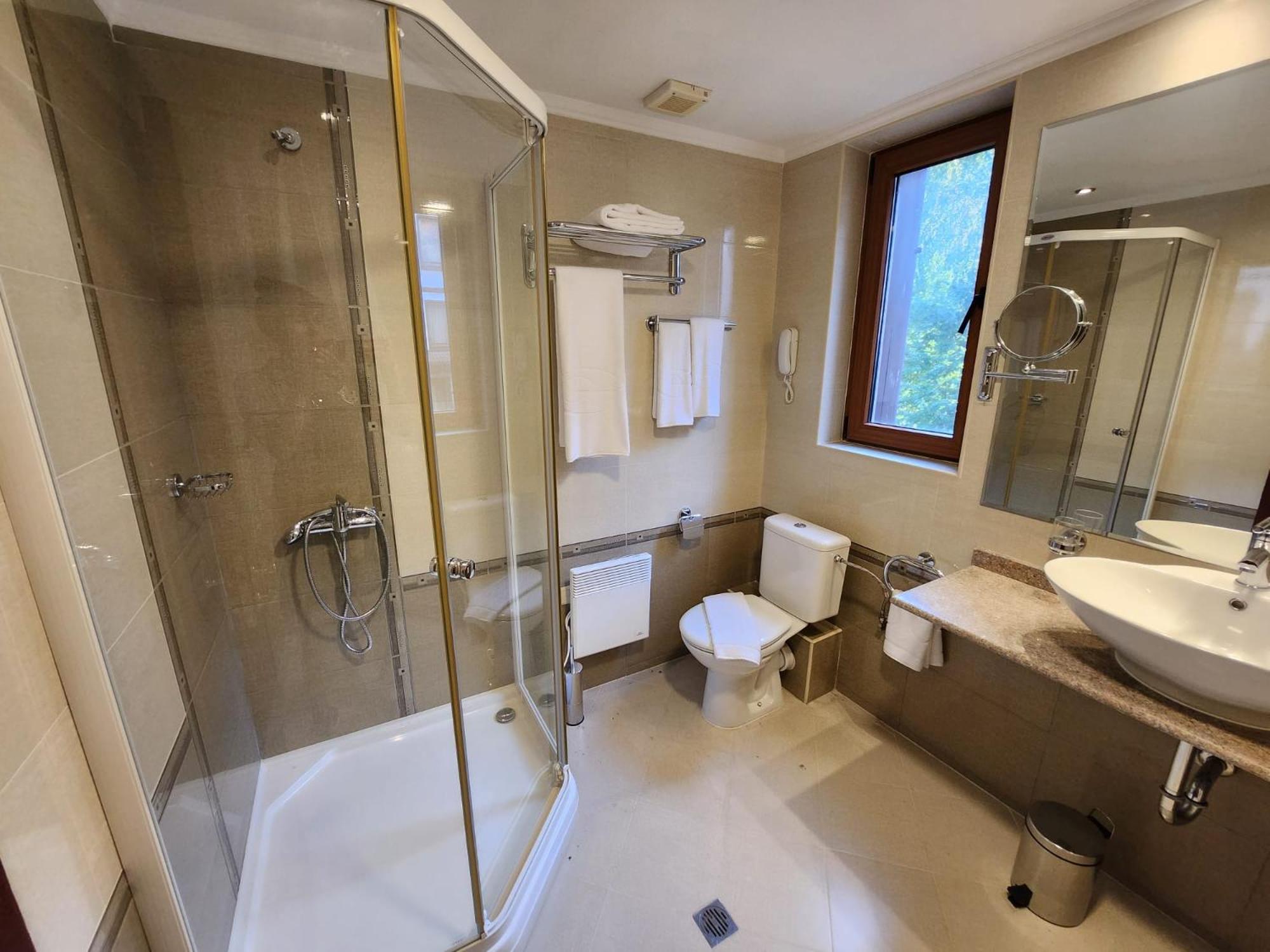 Luxury Downtown Appartment - 150m ski lift Gondola