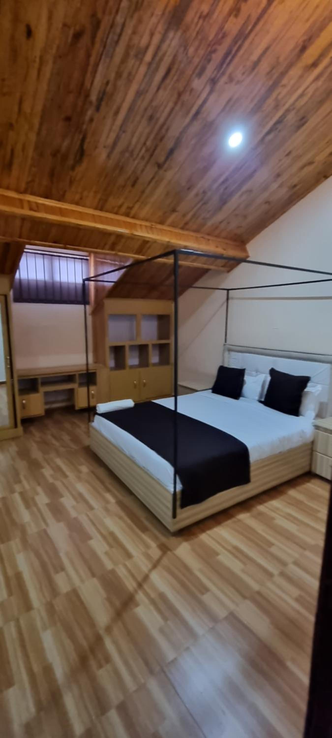 Ezeife Guesthouse