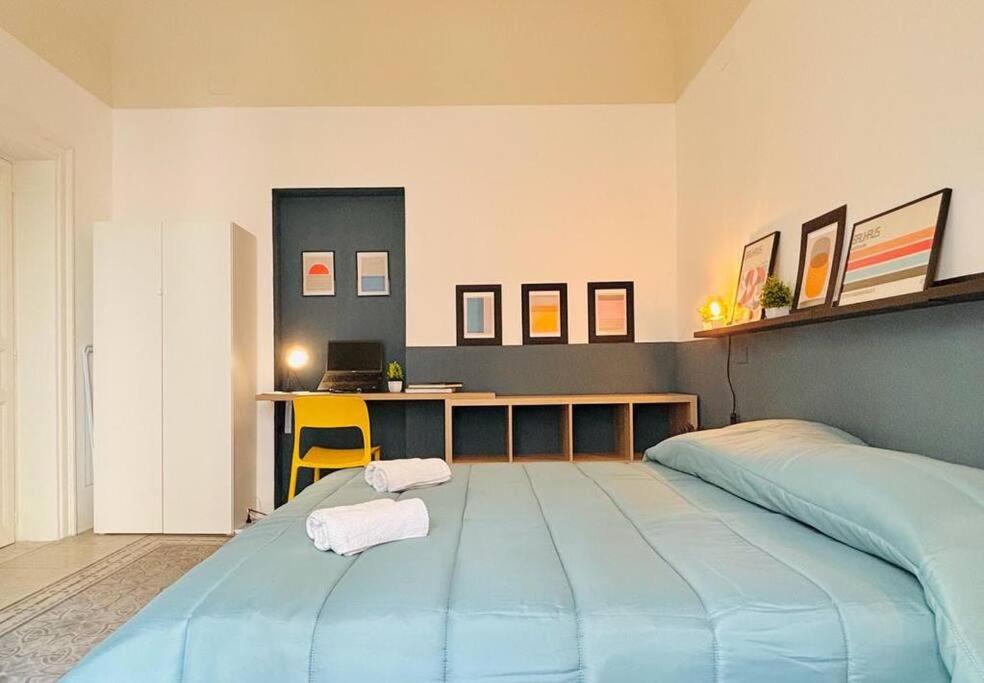 Corte del Tribunale en Palermo — hotel room